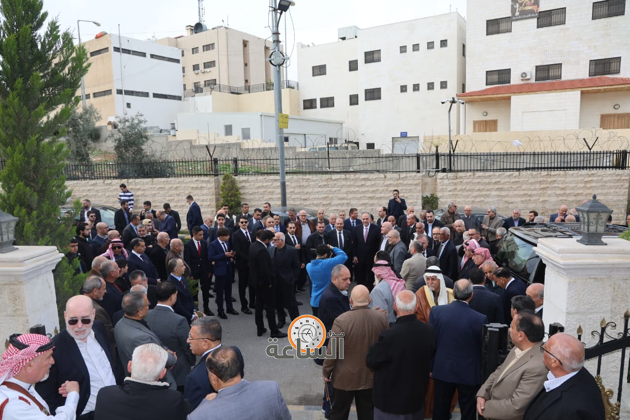 Madar Al-Saa Images 0.6057097482922451