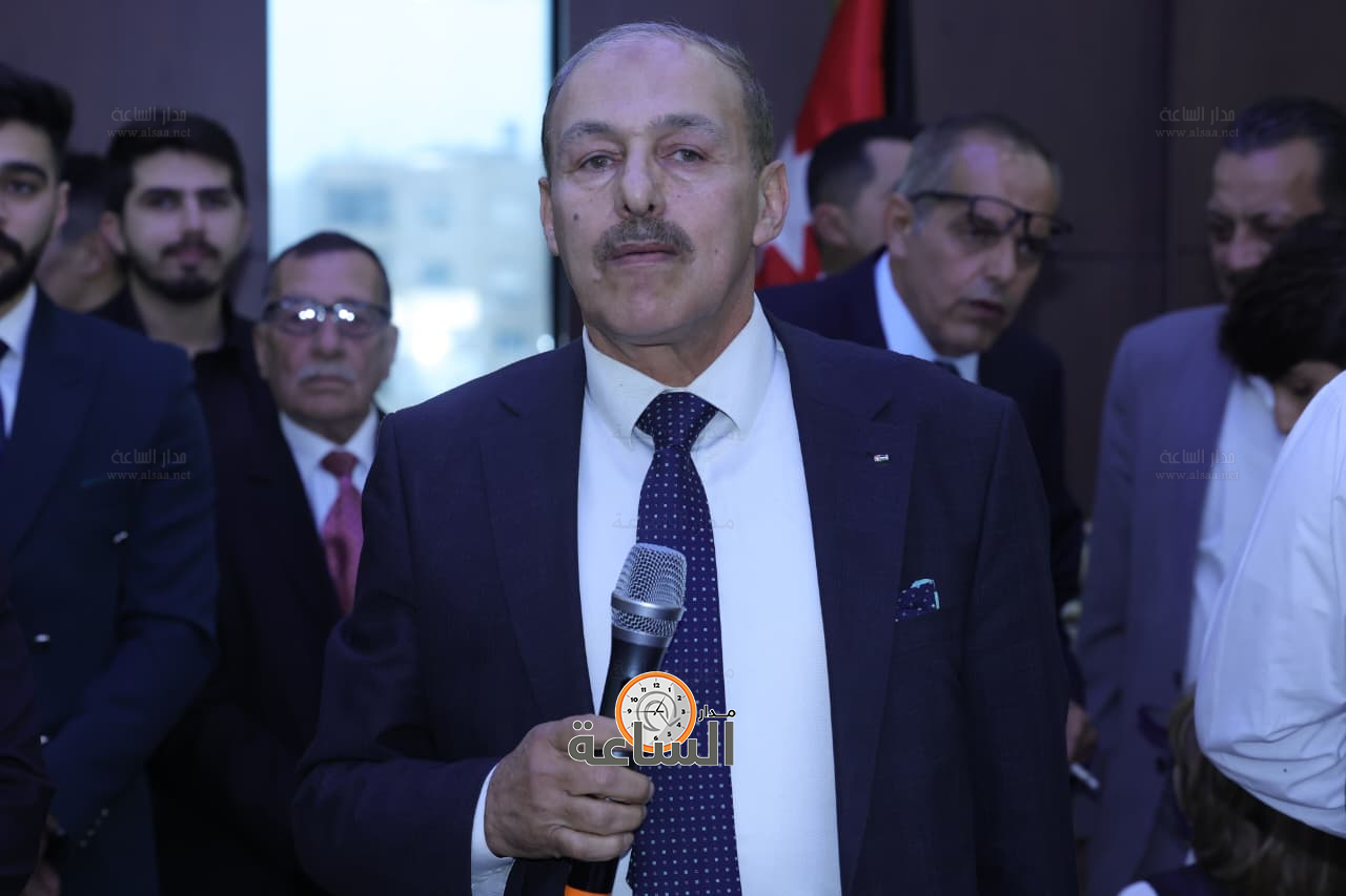 Madar Al-Saa Images 0.0817551904529018