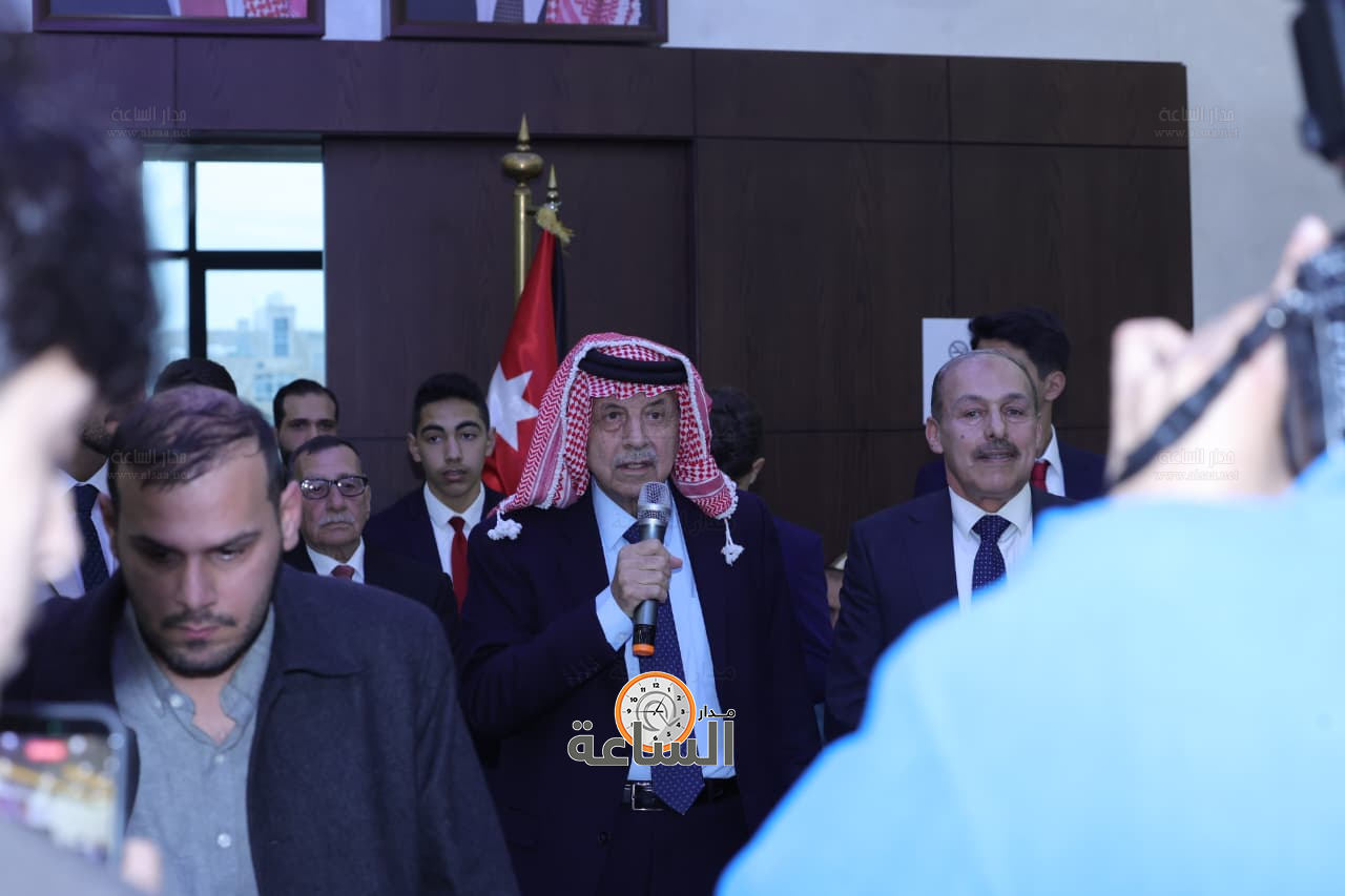 Madar Al-Saa Images 0.7380146372662767