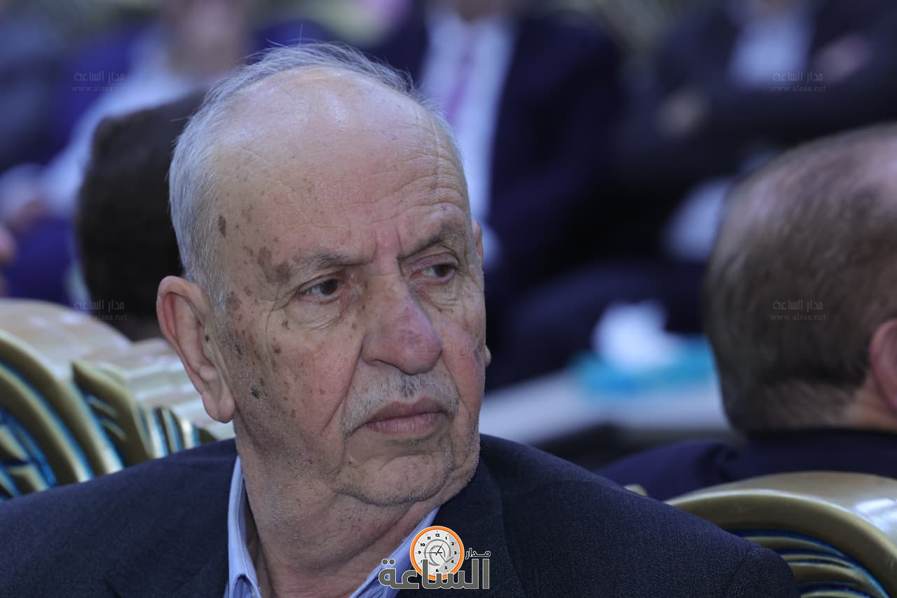 Madar Al-Saa Images 0.2995016019804415