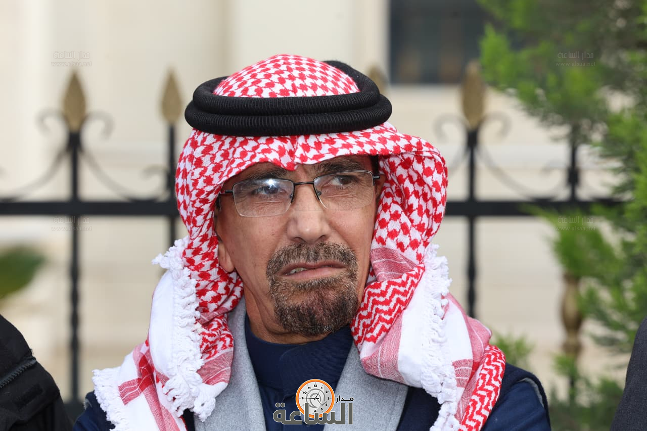 Madar Al-Saa Images 0.44840503043133817