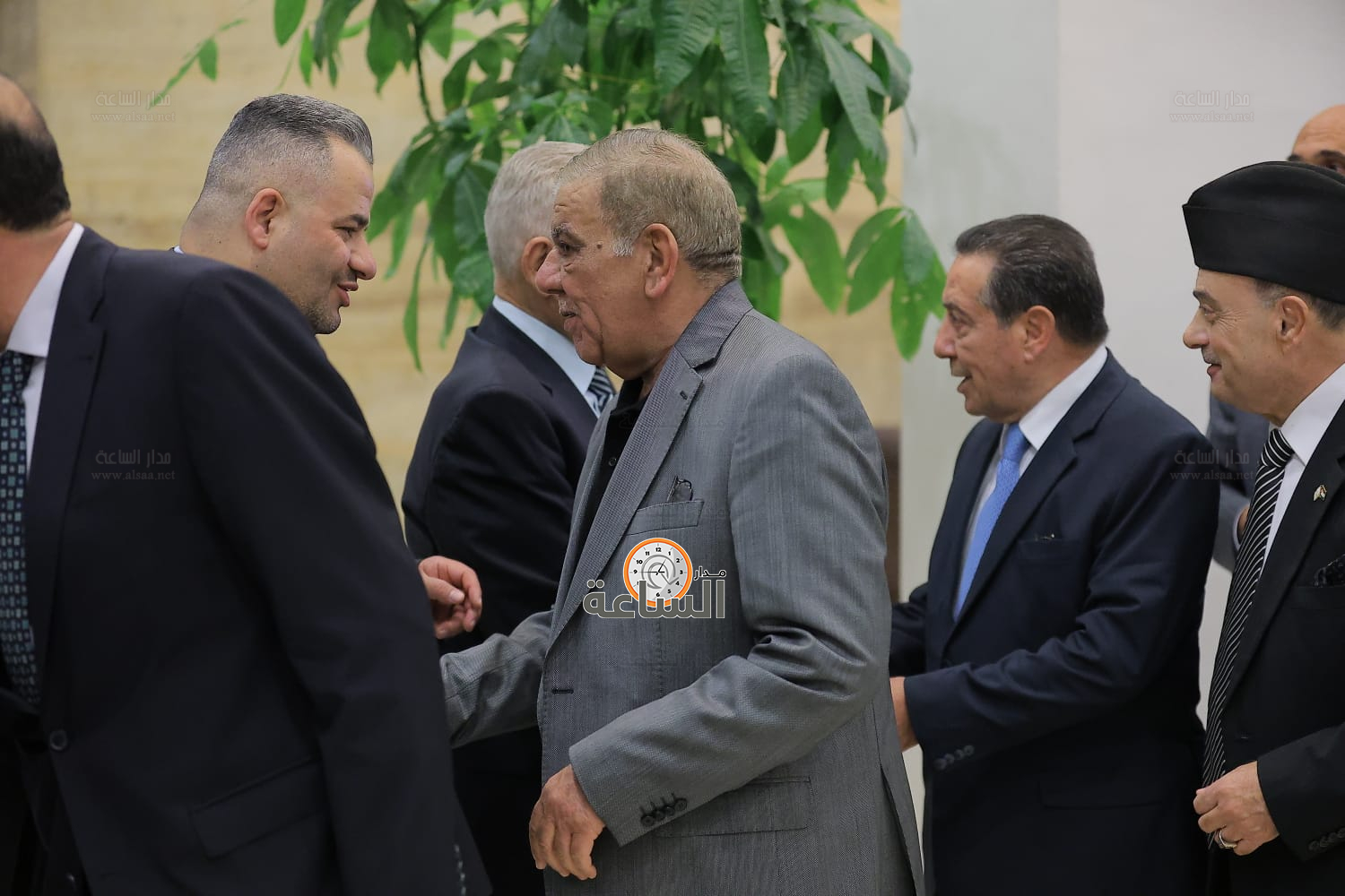 Madar Al-Saa Images 0.8521222087076068