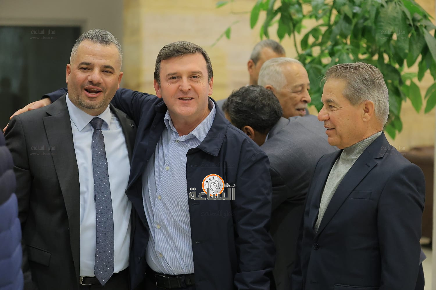 Madar Al-Saa Images 0.4430337420247812