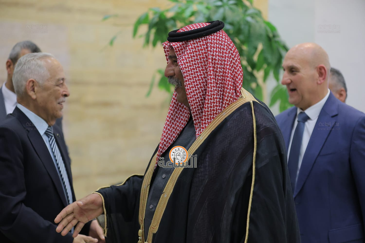 Madar Al-Saa Images 0.17701144257495638