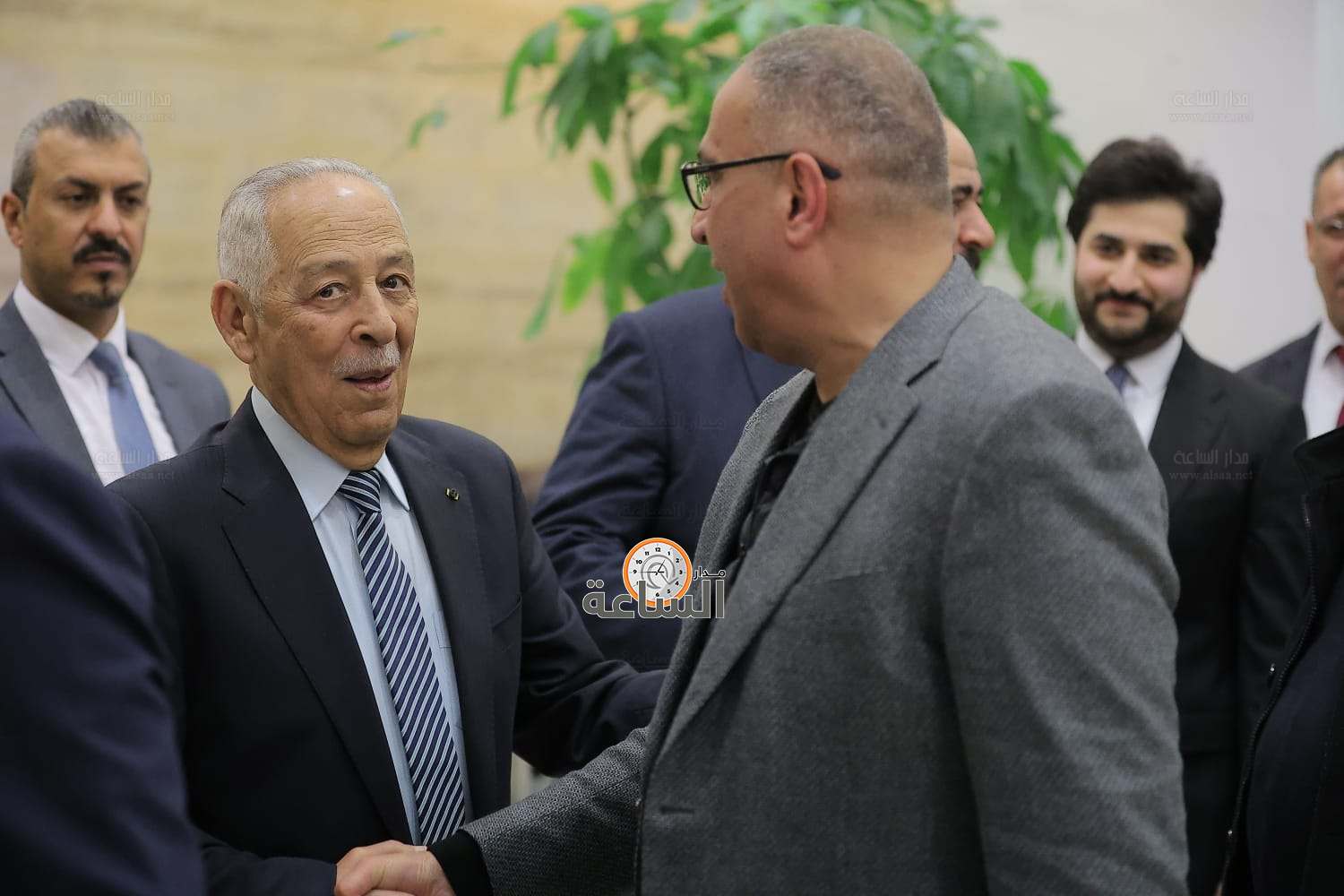 Madar Al-Saa Images 0.9465935510128322