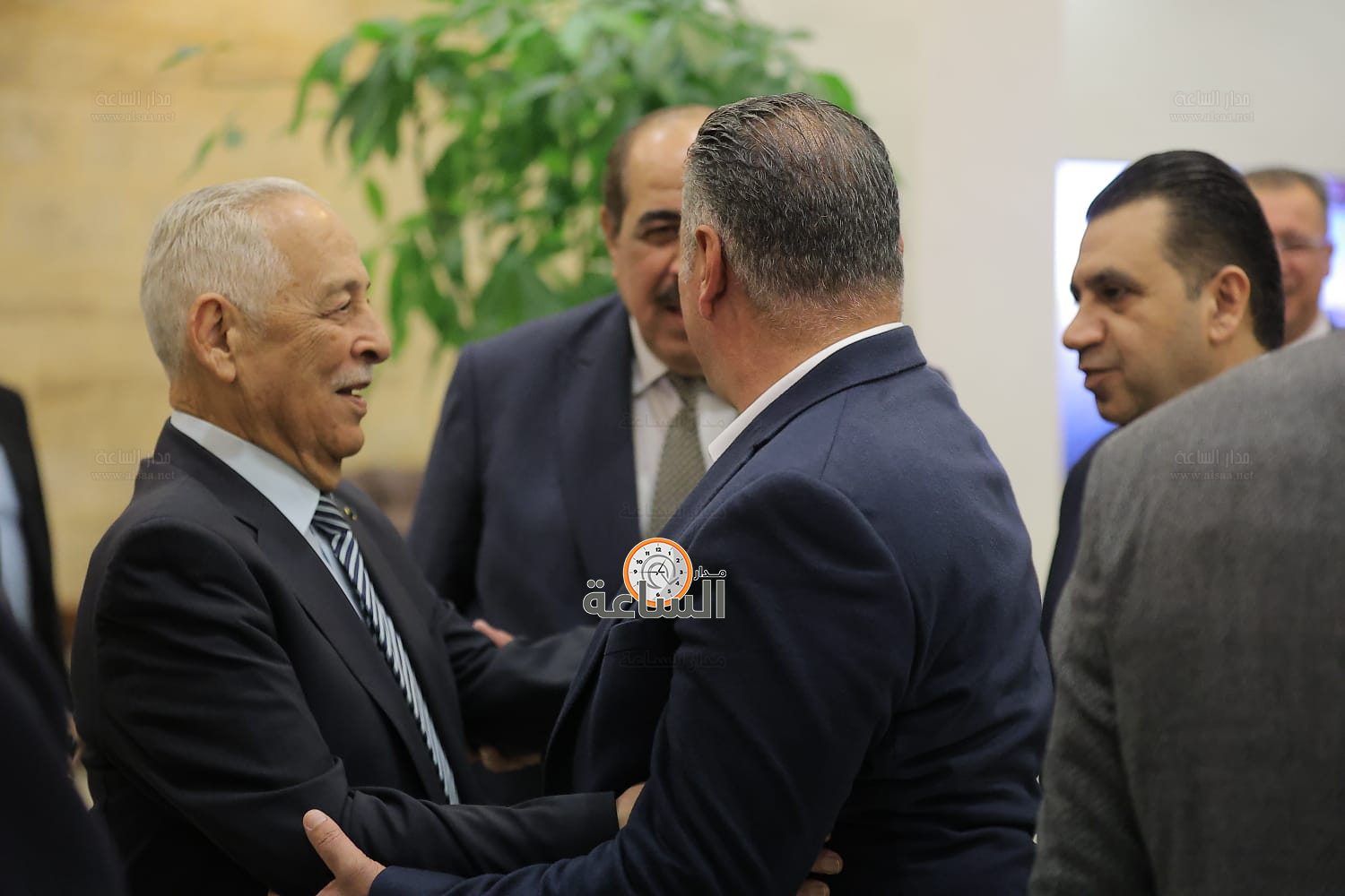 Madar Al-Saa Images 0.44926193540282056