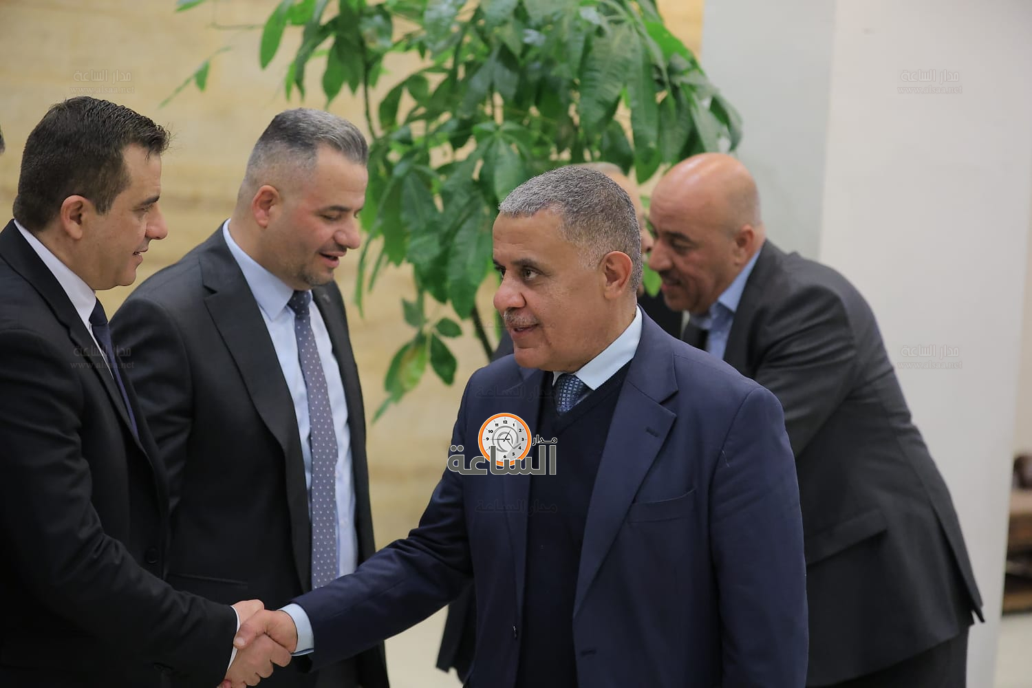 Madar Al-Saa Images 0.6261631699410811