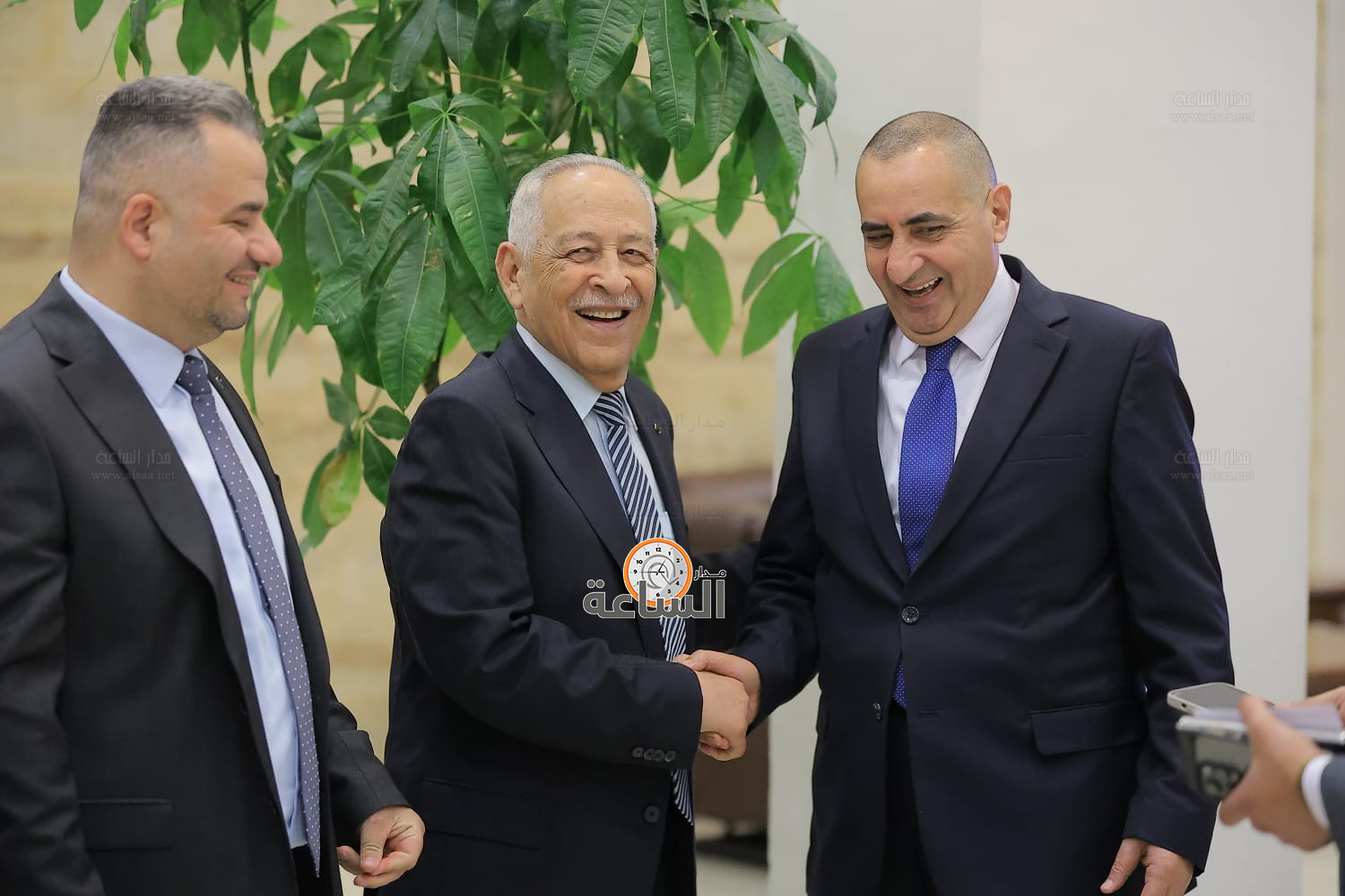 Madar Al-Saa Images 0.5080389127122954