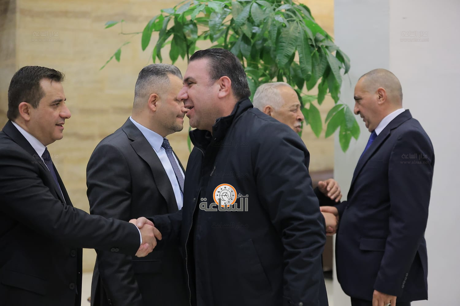 Madar Al-Saa Images 0.9363861521566663