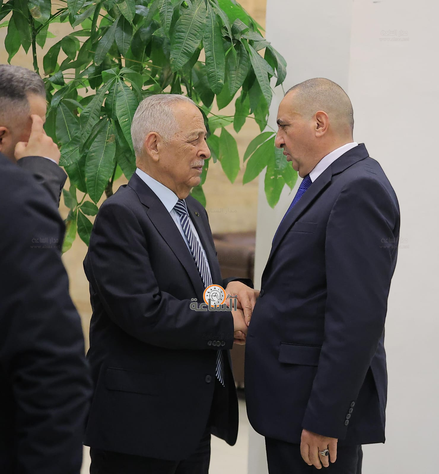 Madar Al-Saa Images 0.9504528616184674