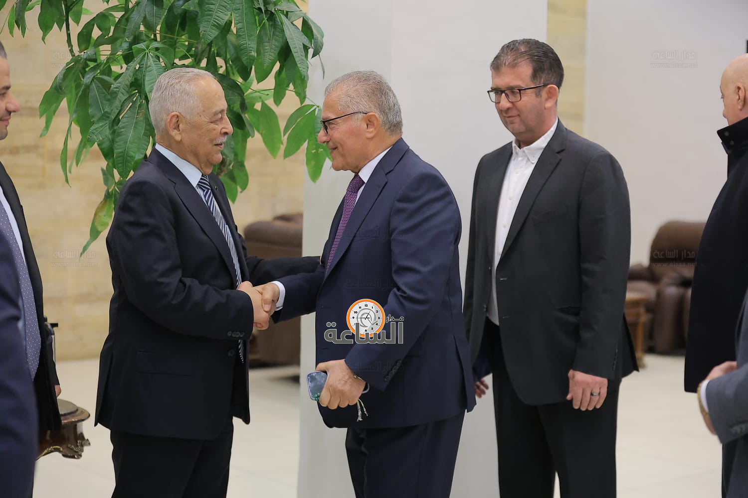 Madar Al-Saa Images 0.30320414031429954