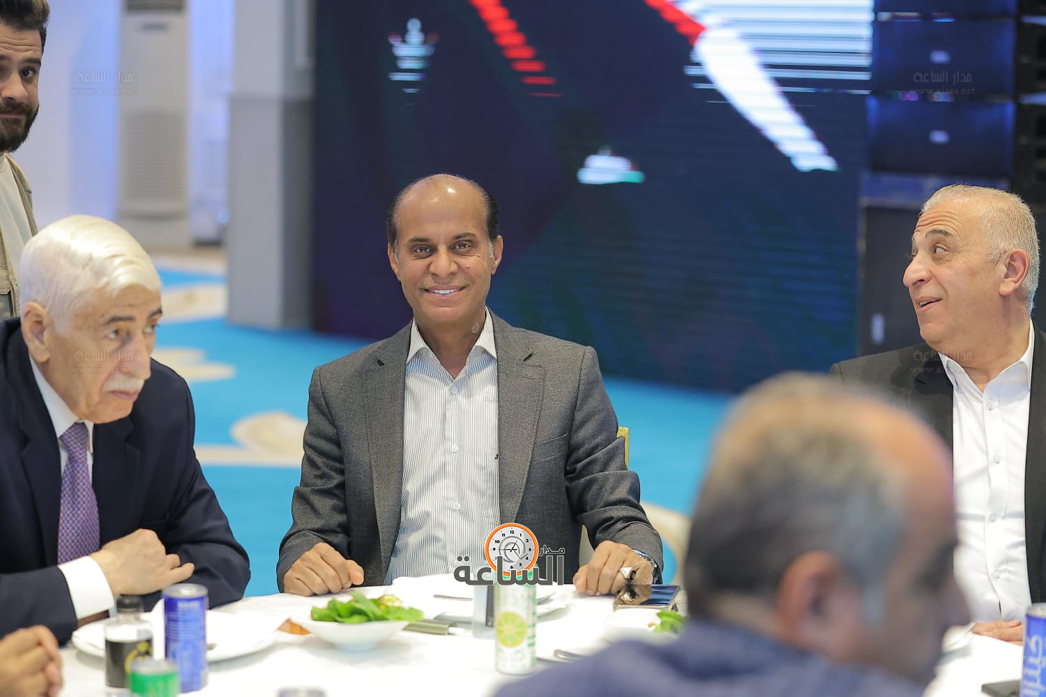 Madar Al-Saa Images 0.9755633038490429