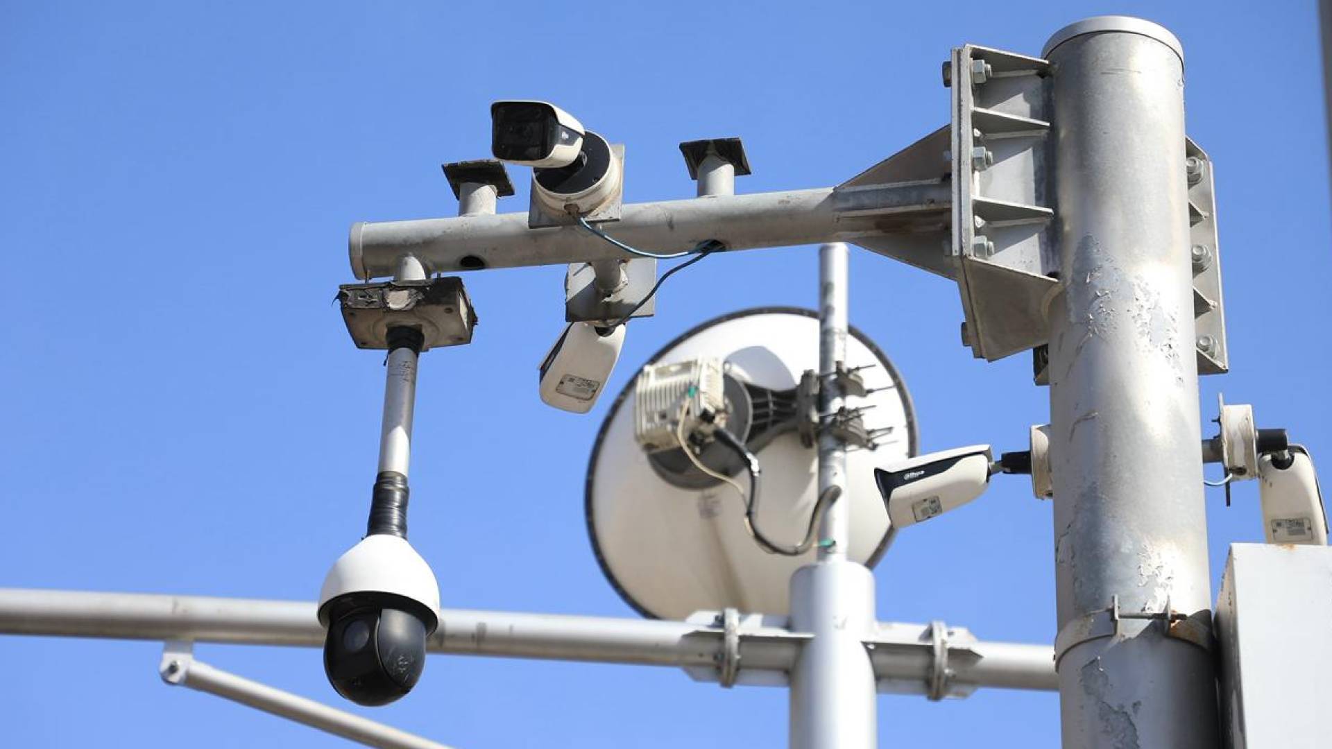 Madar Al-Saa Images 0.5640147592415058