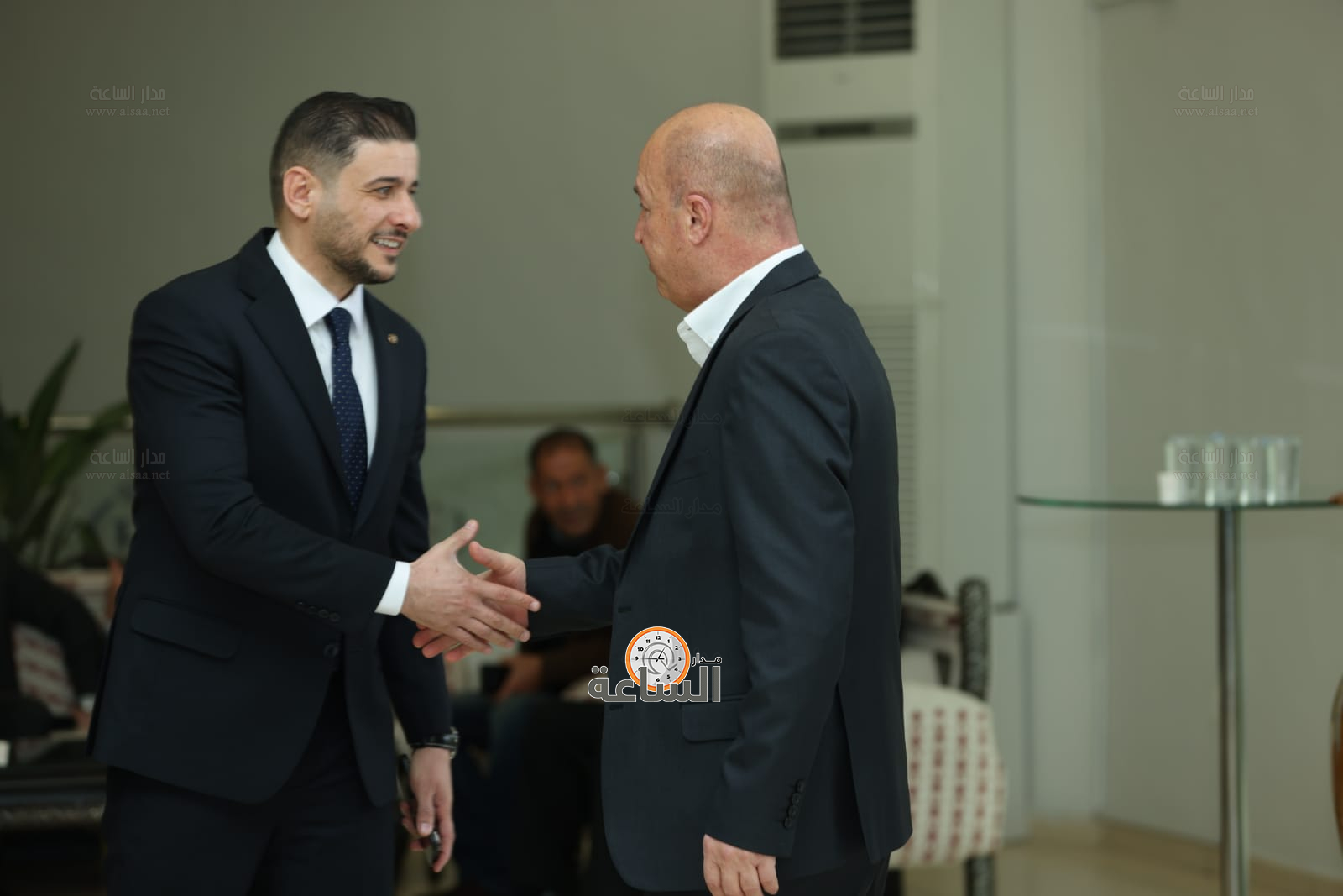 Madar Al-Saa Images 0.5603800610571362