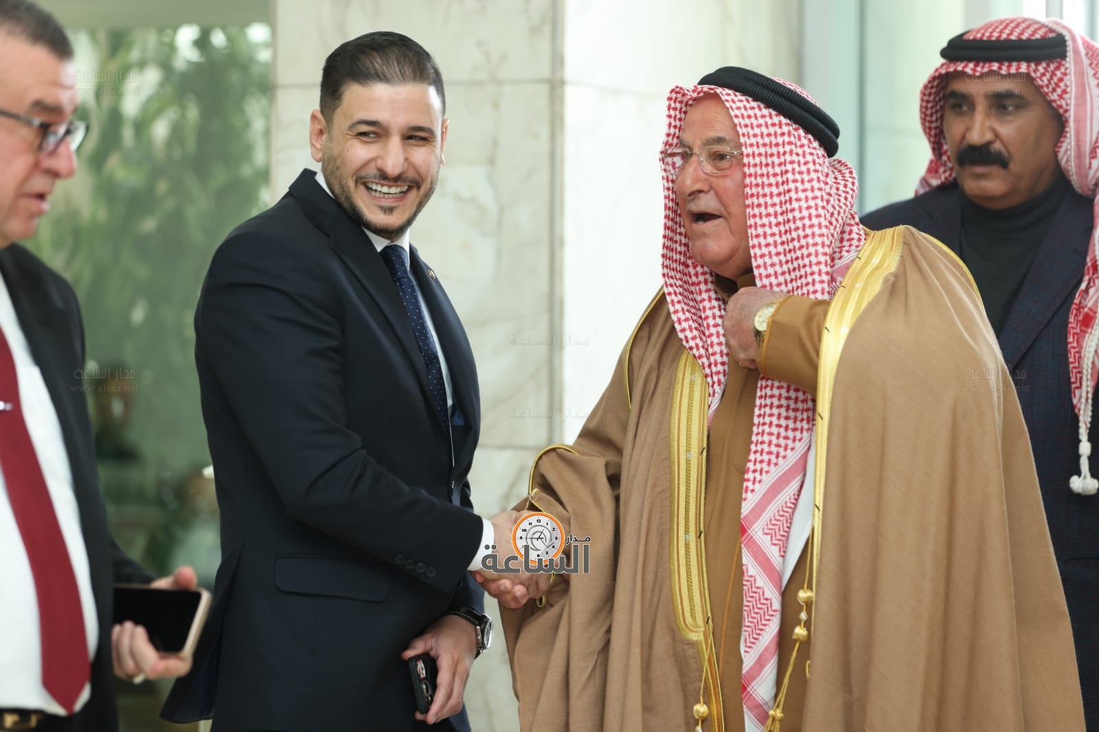 Madar Al-Saa Images 0.8937831713769377