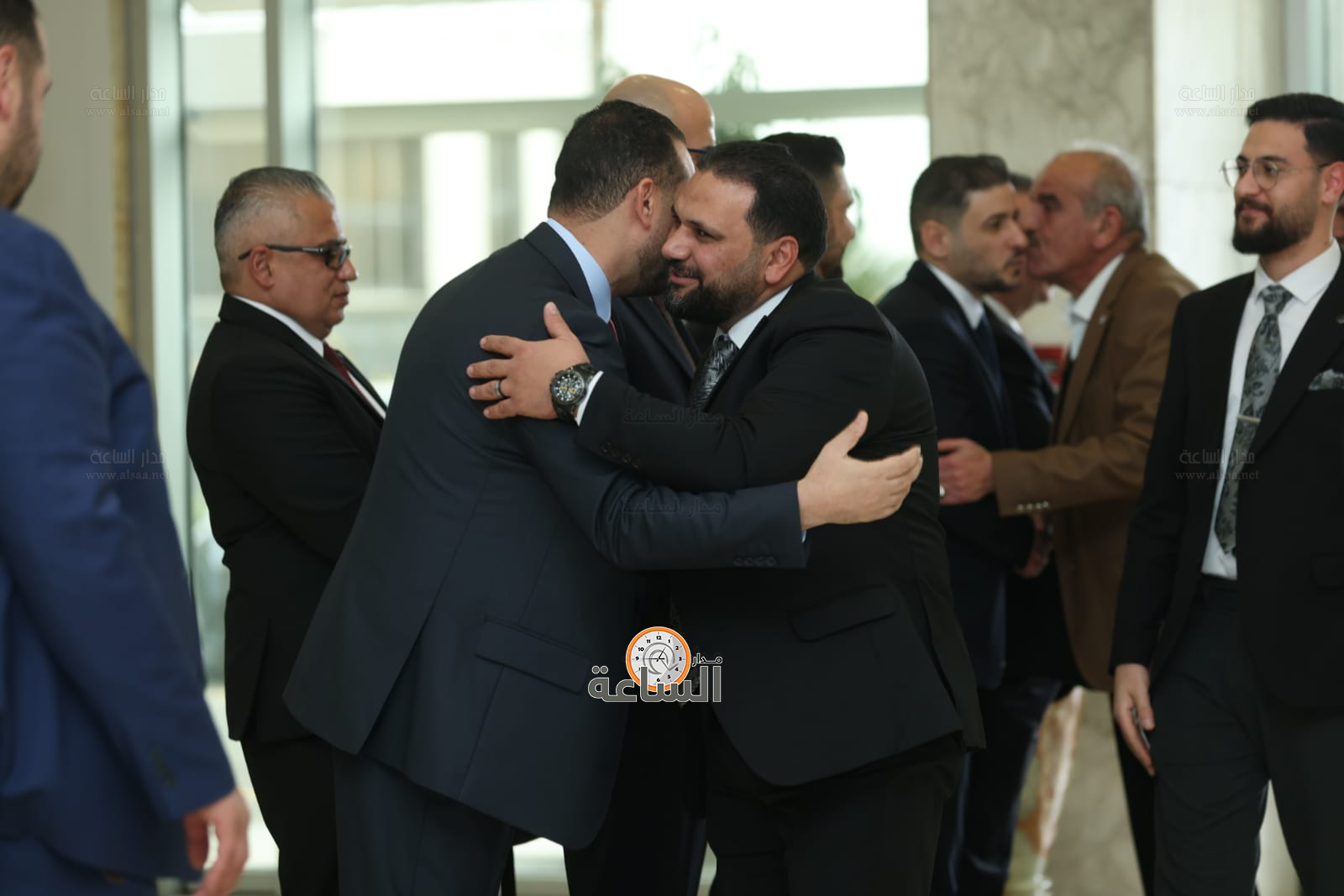 Madar Al-Saa Images 0.7146190966678876