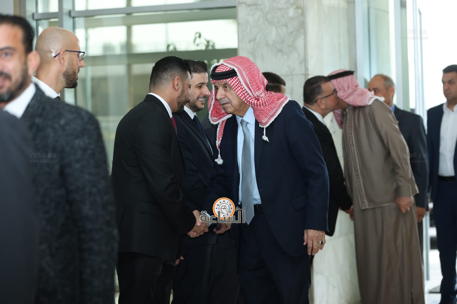 Madar Al-Saa Images 0.8786933922329043