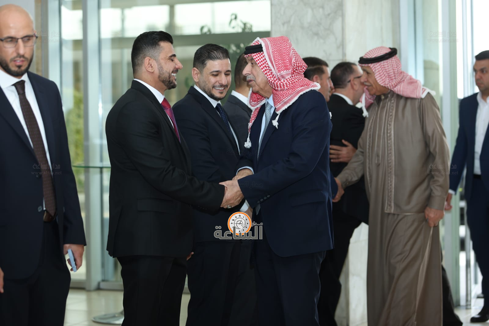 Madar Al-Saa Images 0.8781217984562847