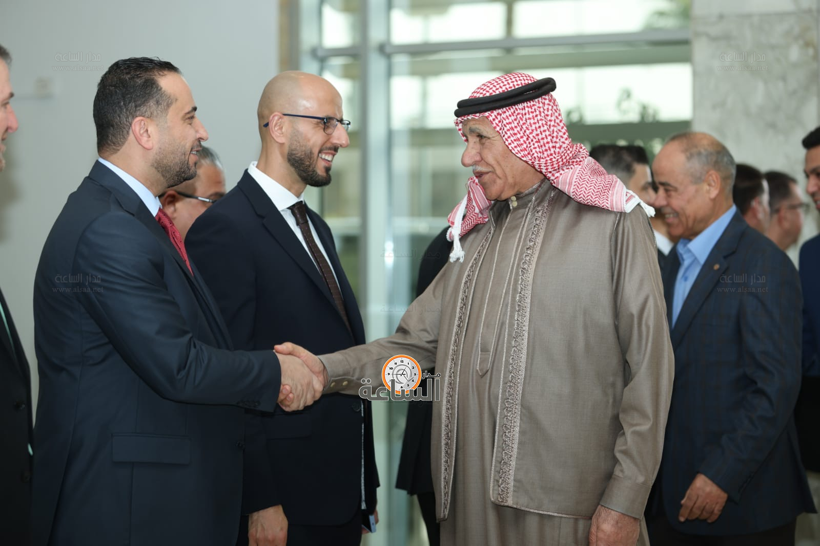 Madar Al-Saa Images 0.05296726043310329