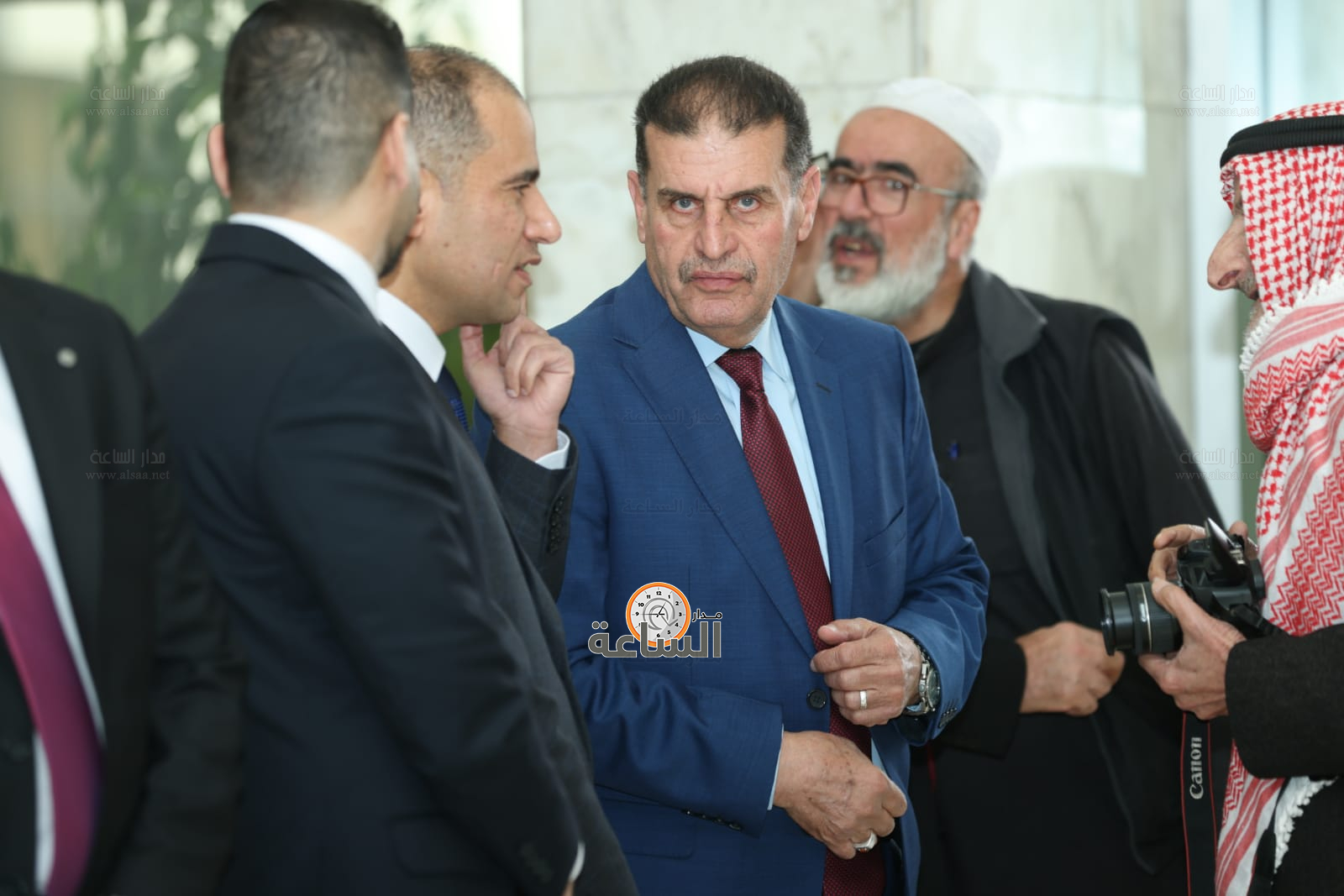 Madar Al-Saa Images 0.7686859356380674