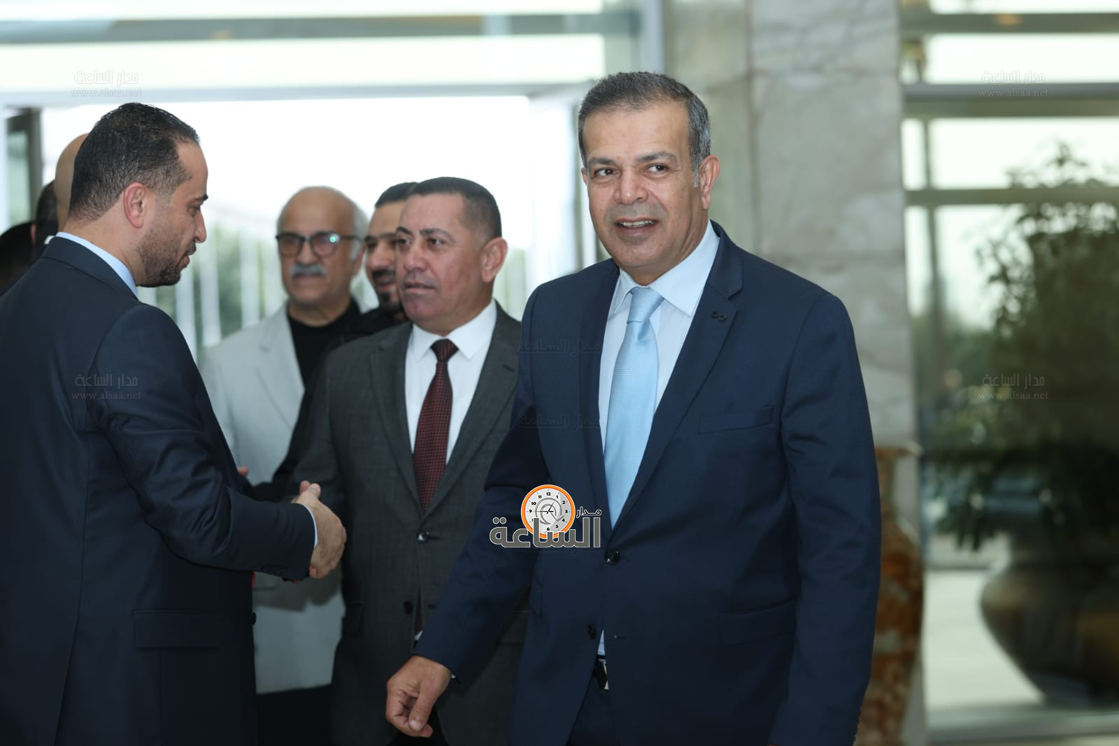 Madar Al-Saa Images 0.6838357456873347