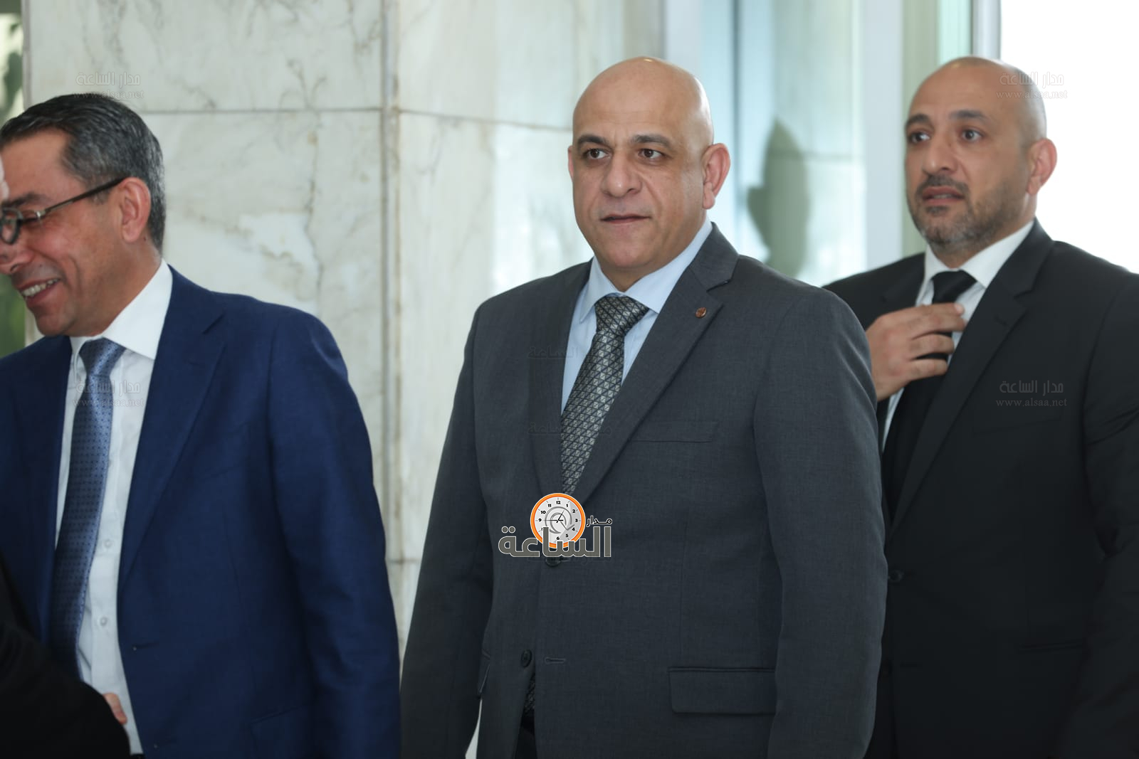 Madar Al-Saa Images 0.008556747695164901