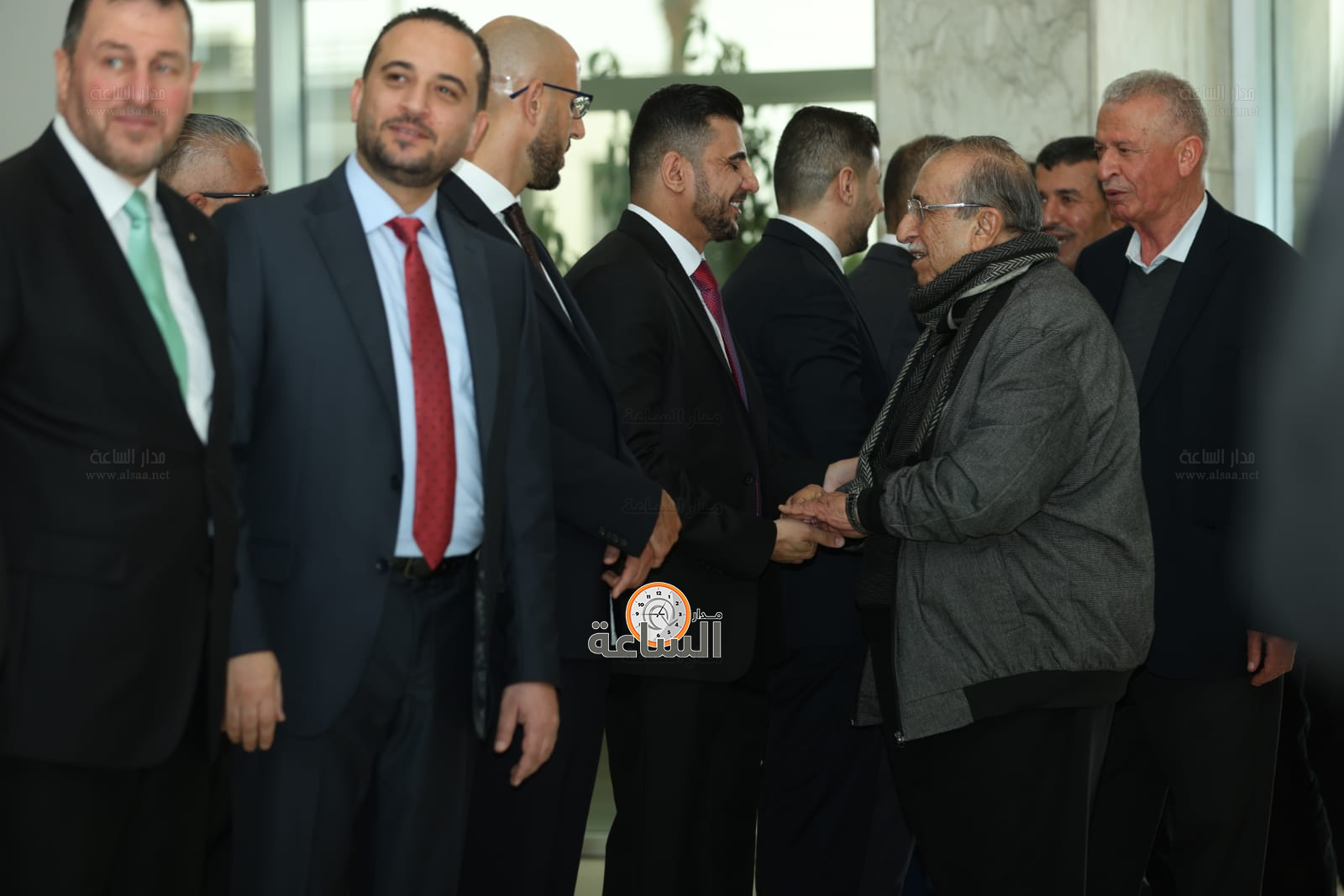 Madar Al-Saa Images 0.6232303380065581