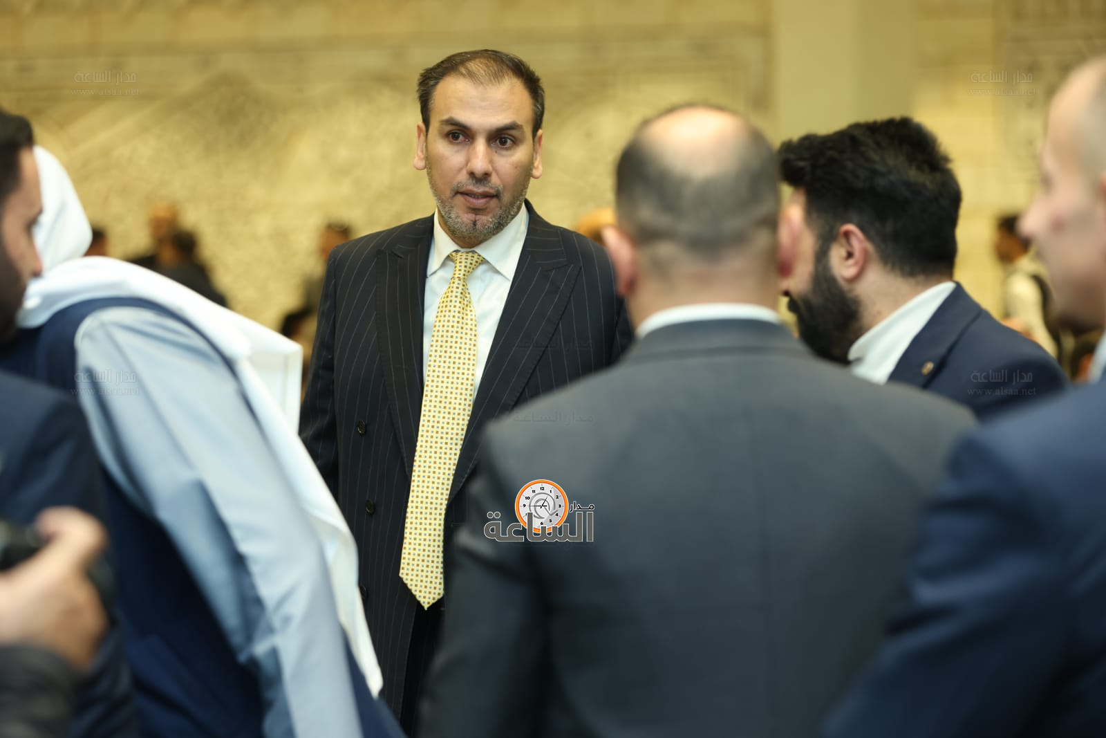 Madar Al-Saa Images 0.16737541449299842