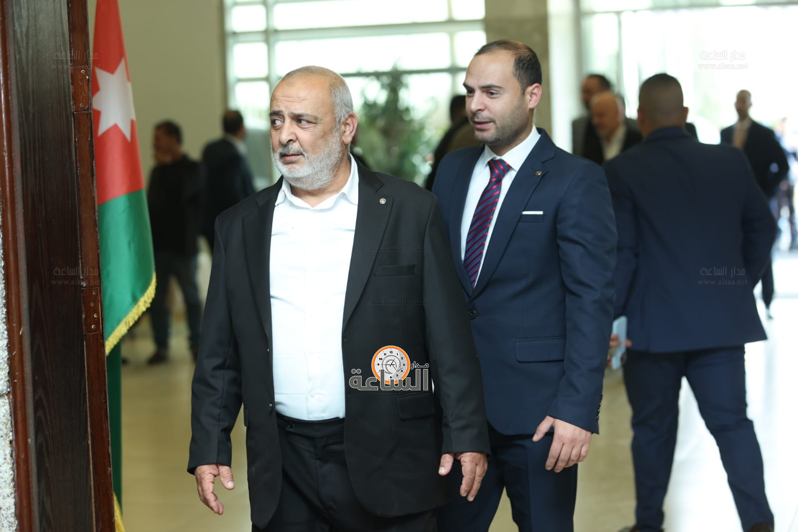 Madar Al-Saa Images 0.4367573217527584