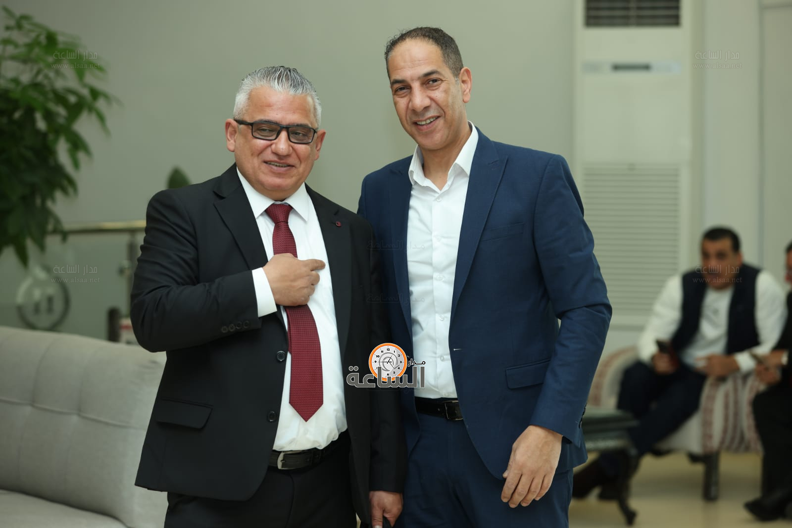 Madar Al-Saa Images 0.5616903122480168