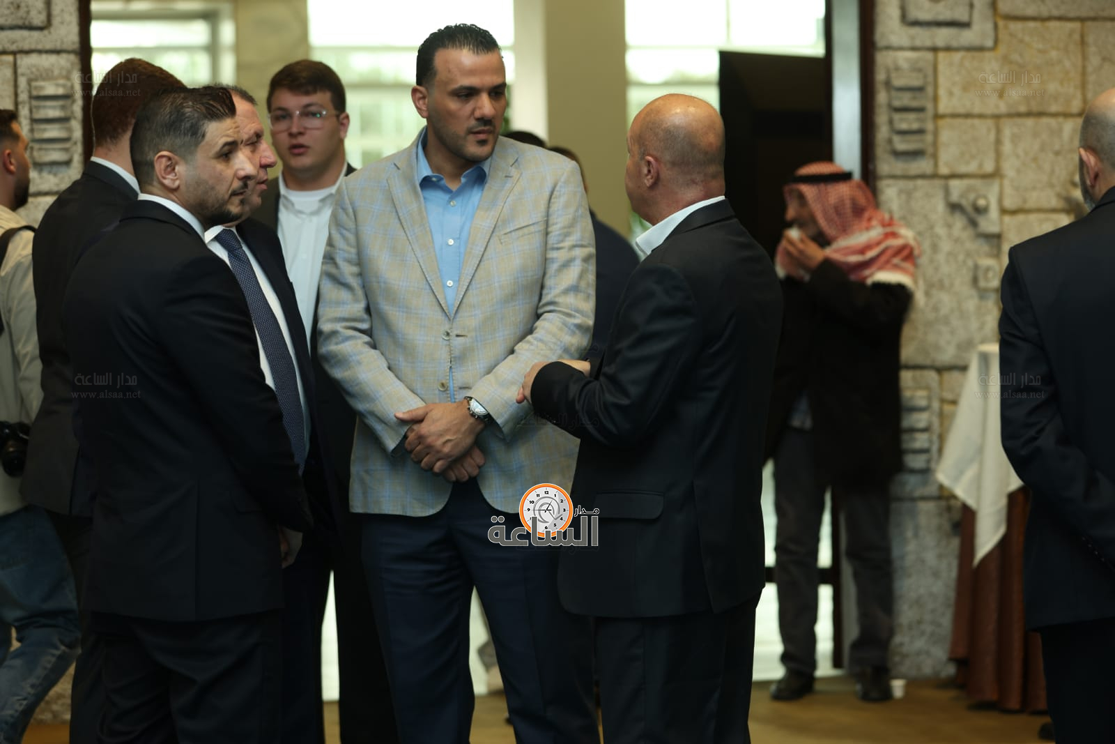 Madar Al-Saa Images 0.8940452914782167