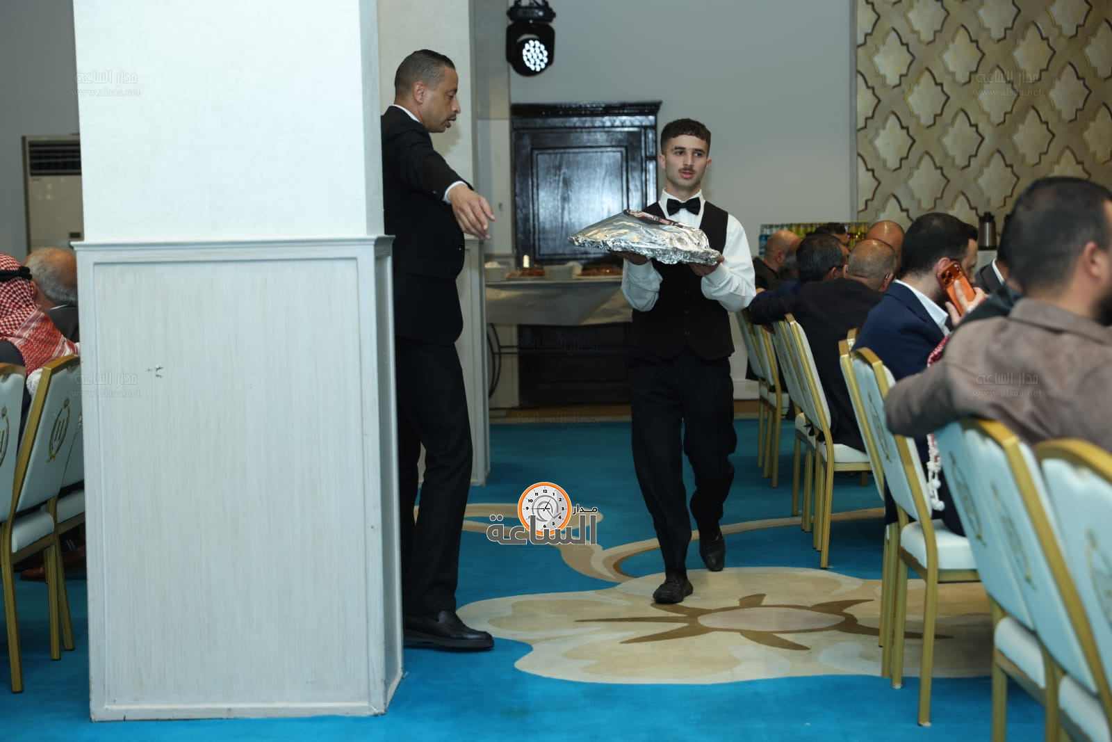 Madar Al-Saa Images 0.10699110538229628