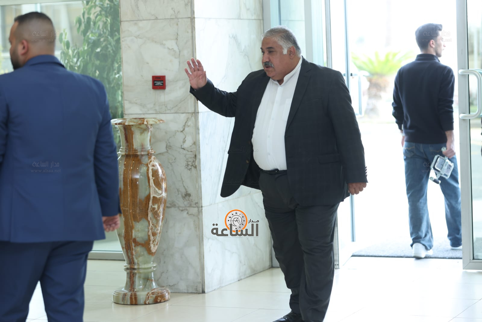 Madar Al-Saa Images 0.18444164980764044