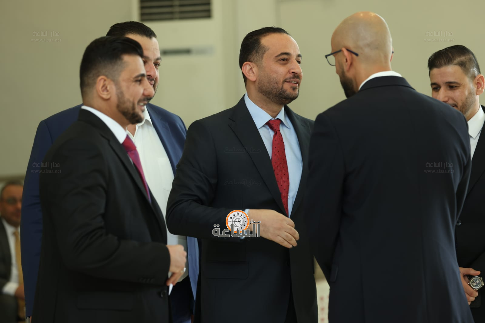 Madar Al-Saa Images 0.14186986719016037