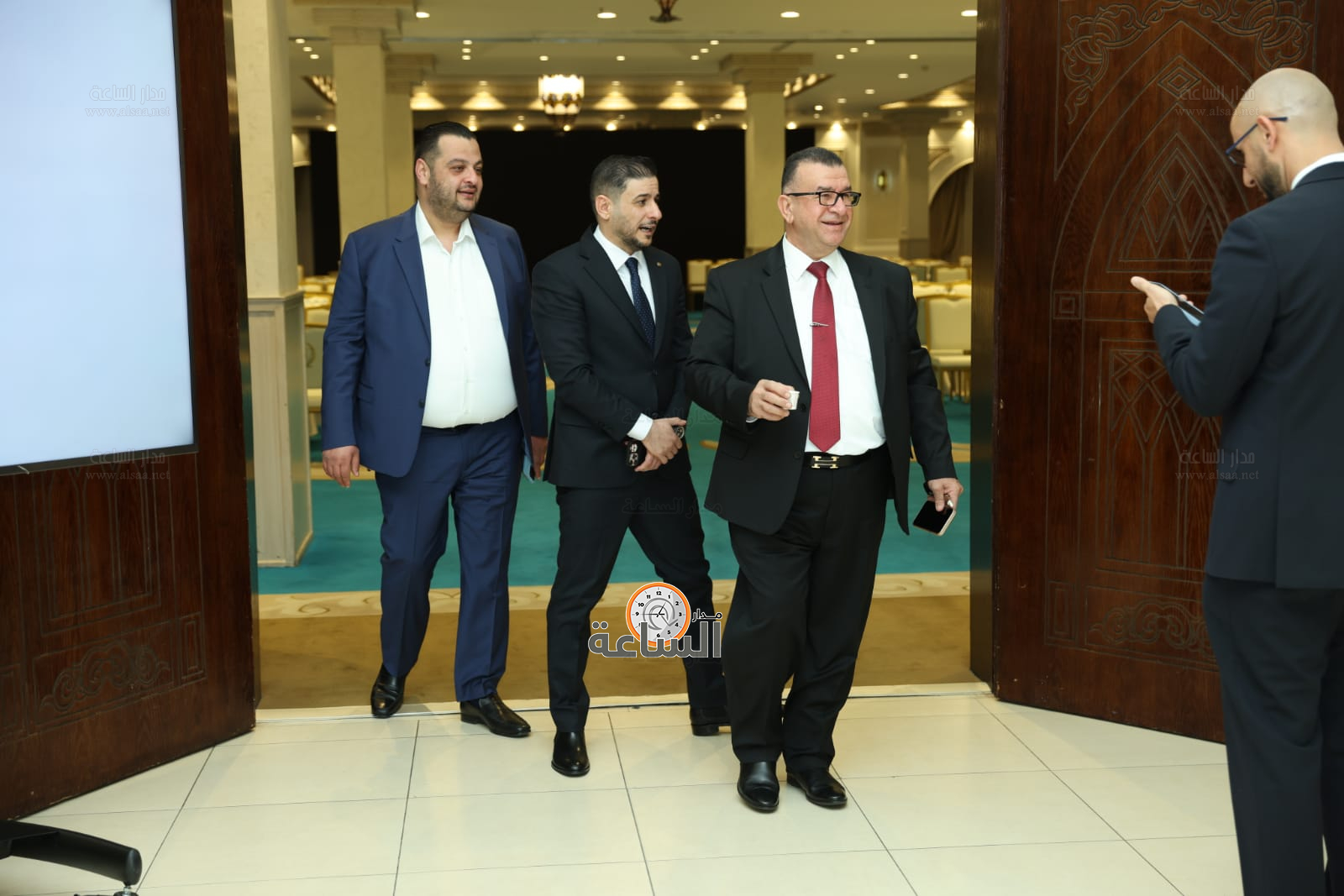 Madar Al-Saa Images 0.037958427545988216