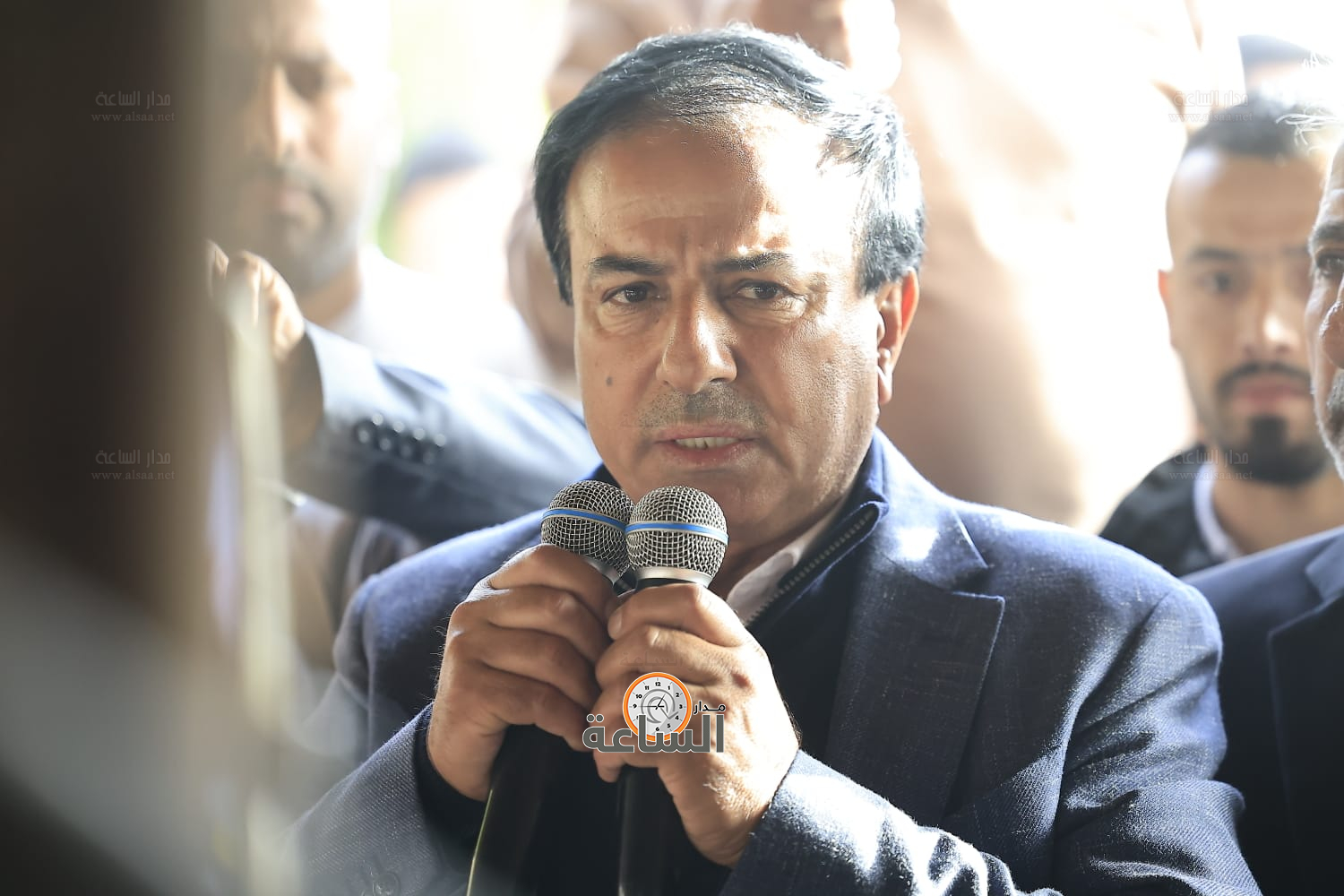 Madar Al-Saa Images 0.9220560460595116