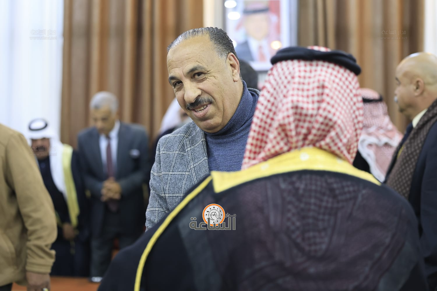 Madar Al-Saa Images 0.7718772045794396