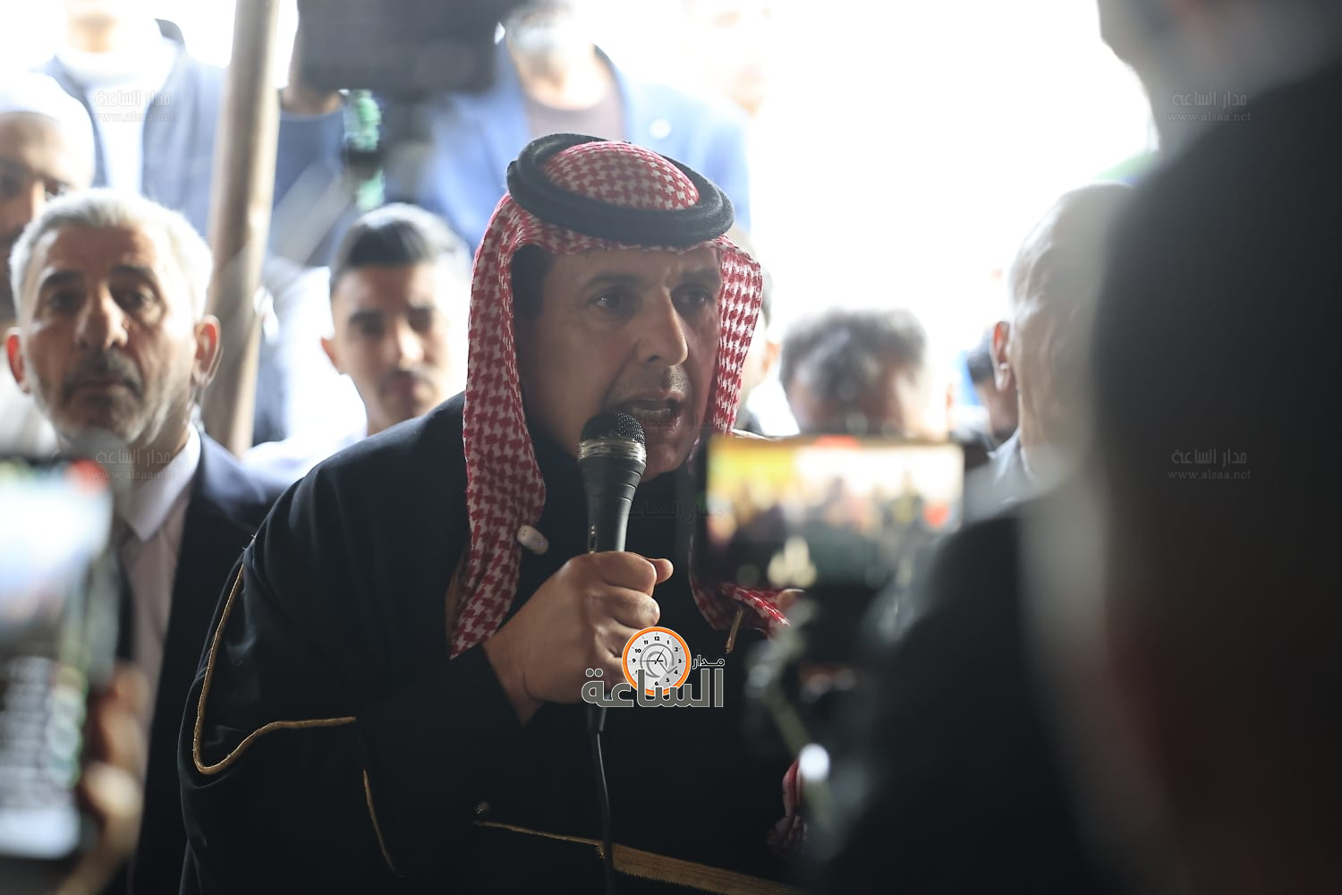 Madar Al-Saa Images 0.378891993632415