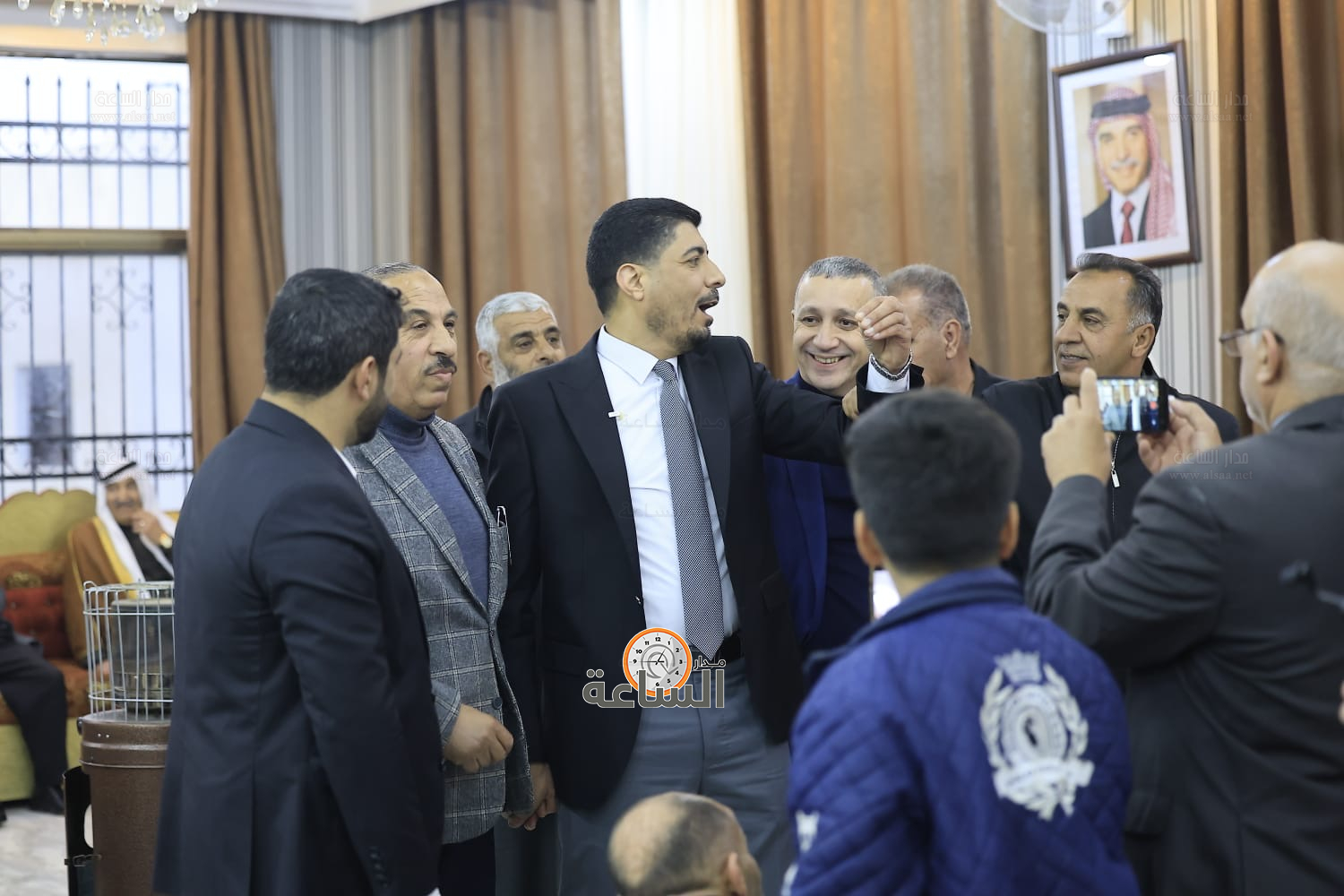 Madar Al-Saa Images 0.3457103059587606