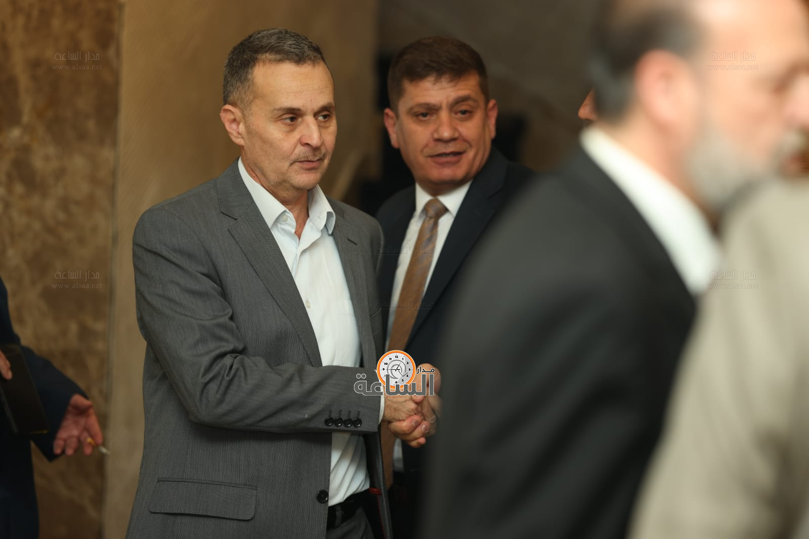 Madar Al-Saa Images 0.7158725234406031