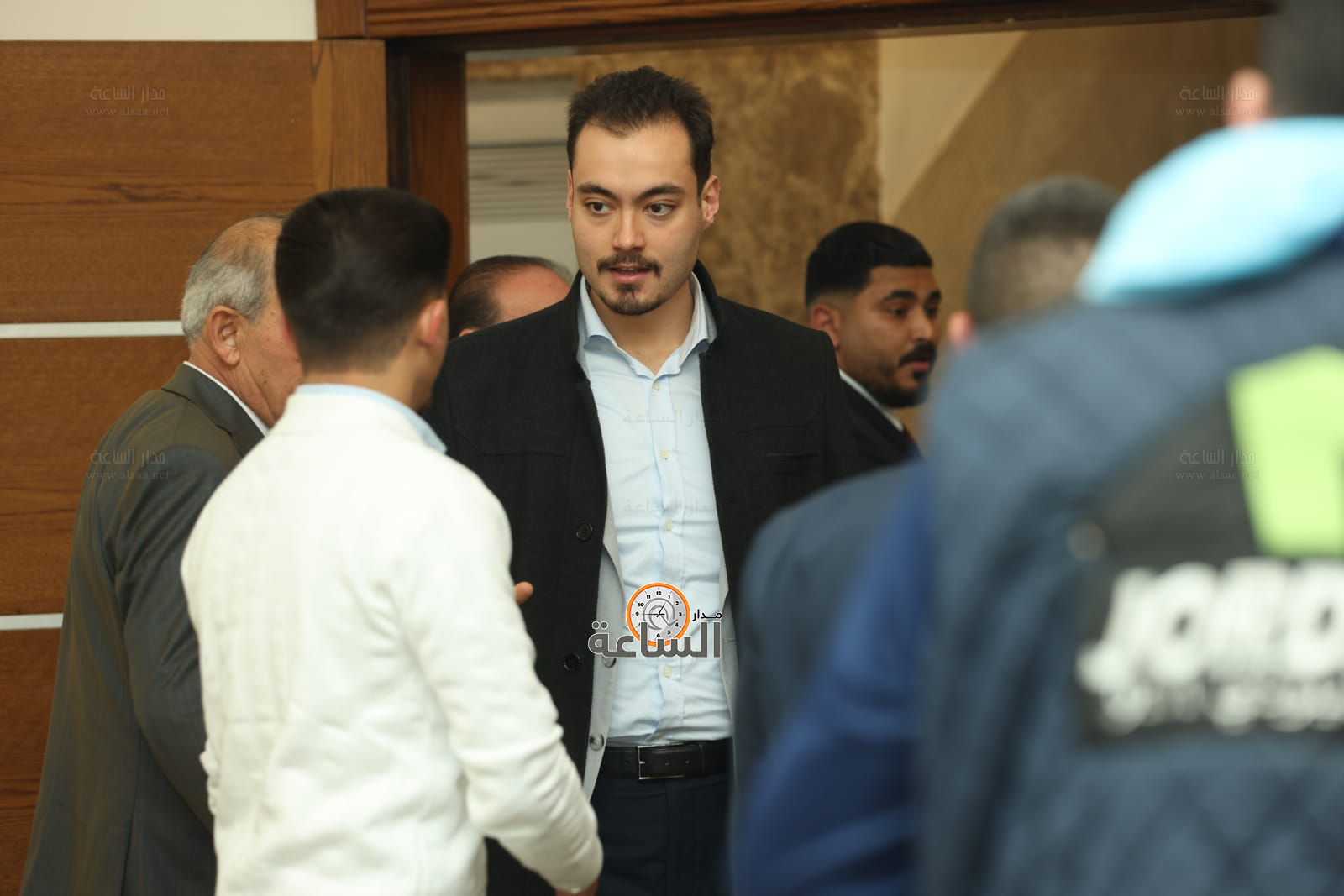 Madar Al-Saa Images 0.5622367041256188