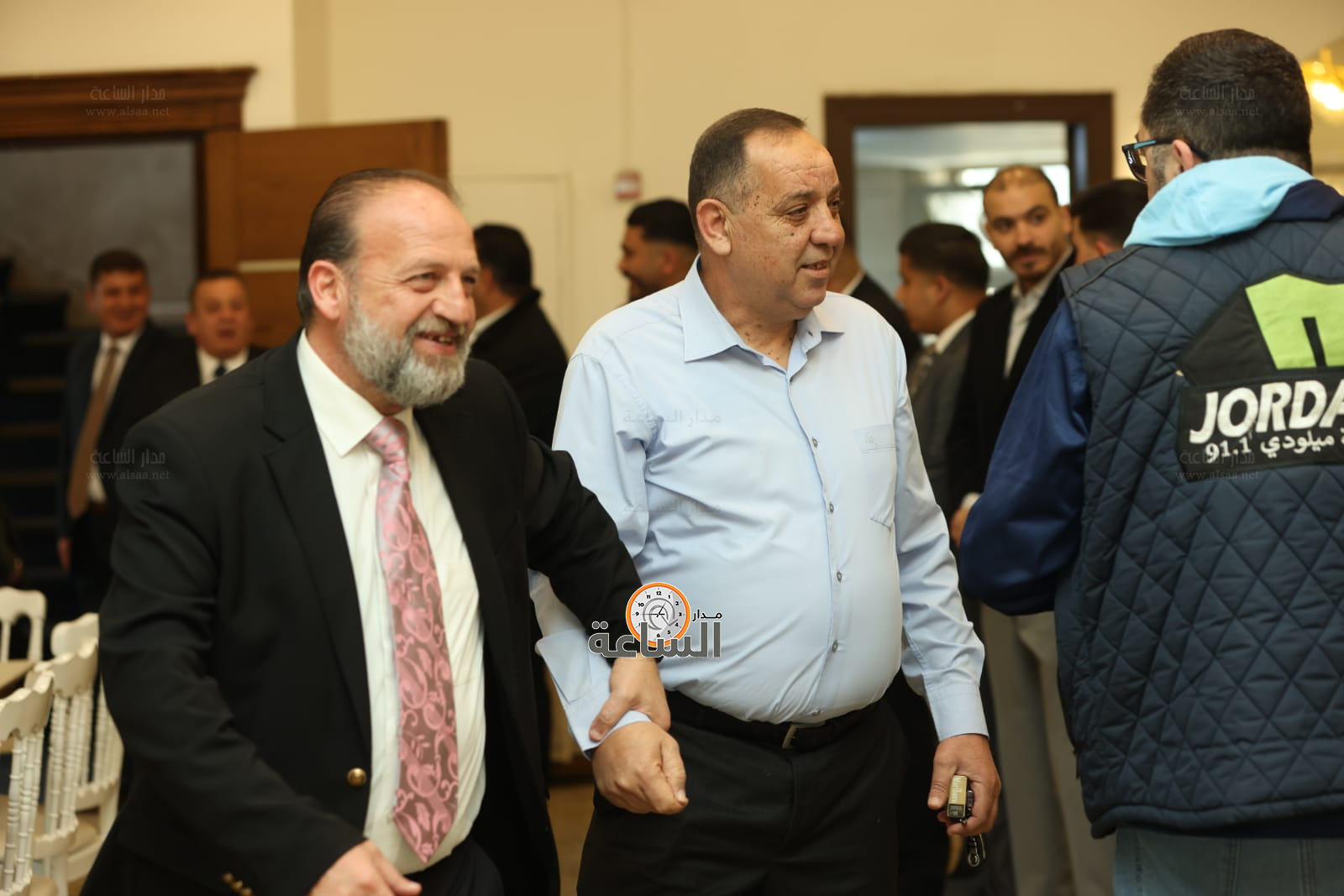 Madar Al-Saa Images 0.47296533716398725