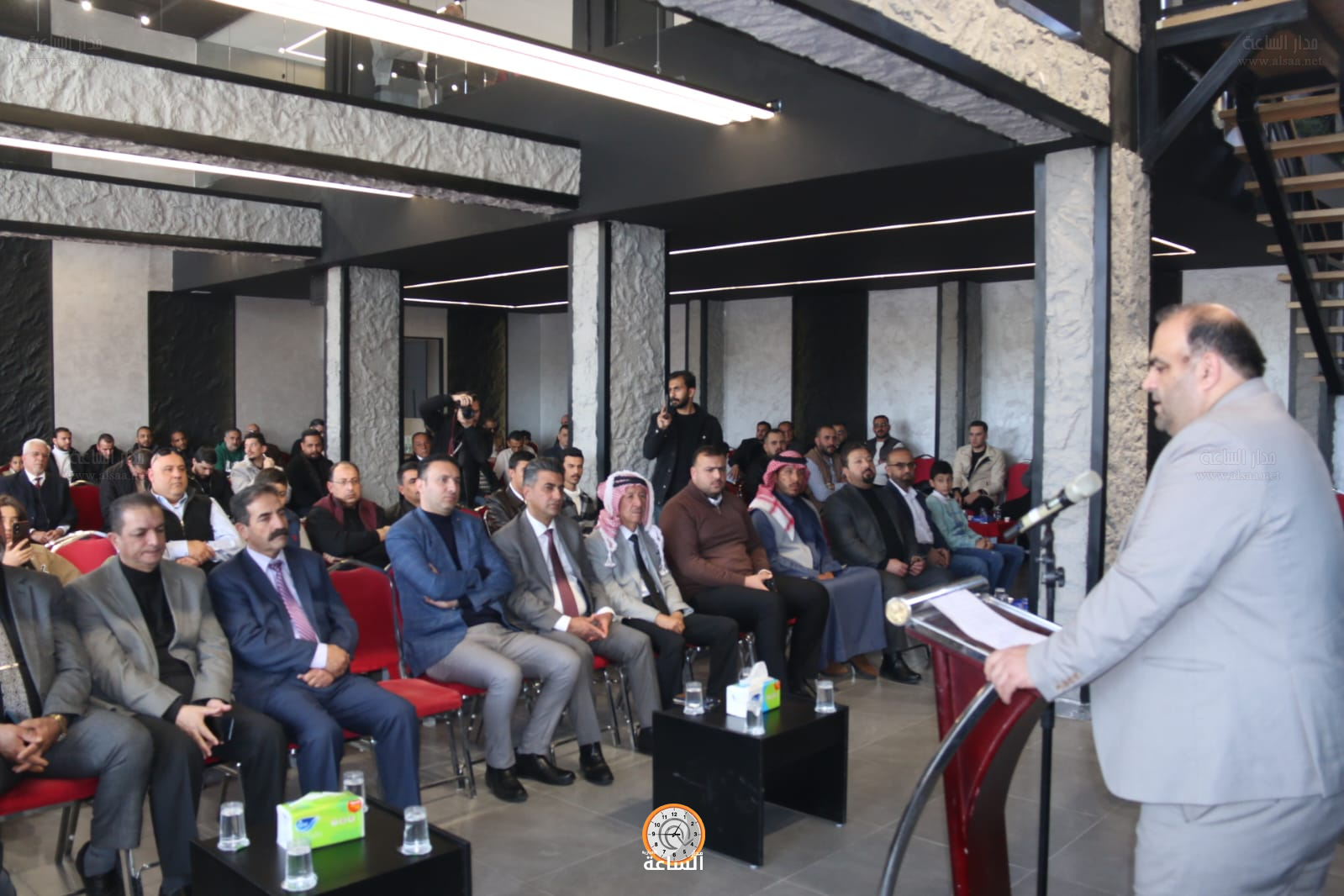 Madar Al-Saa Images 0.37894357470615625