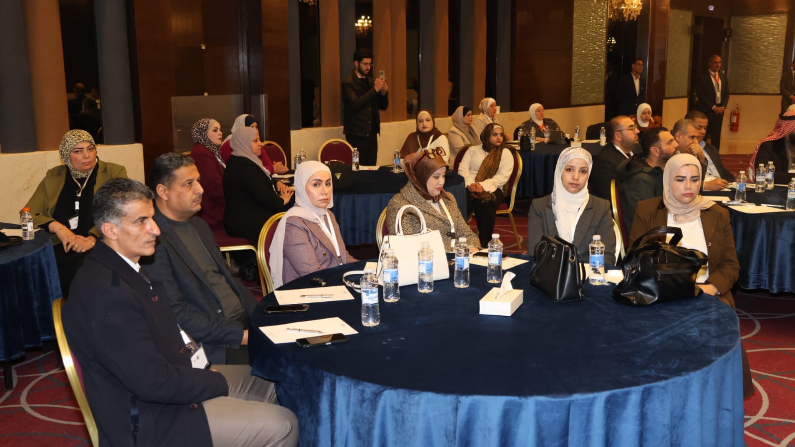 Madar Al-Saa Images 0.4295037794325043