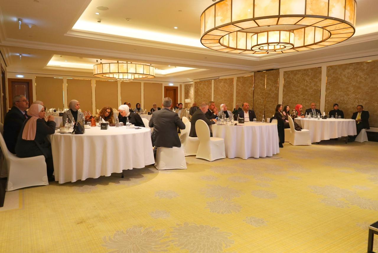 Madar Al-Saa Images 0.054960227830208486