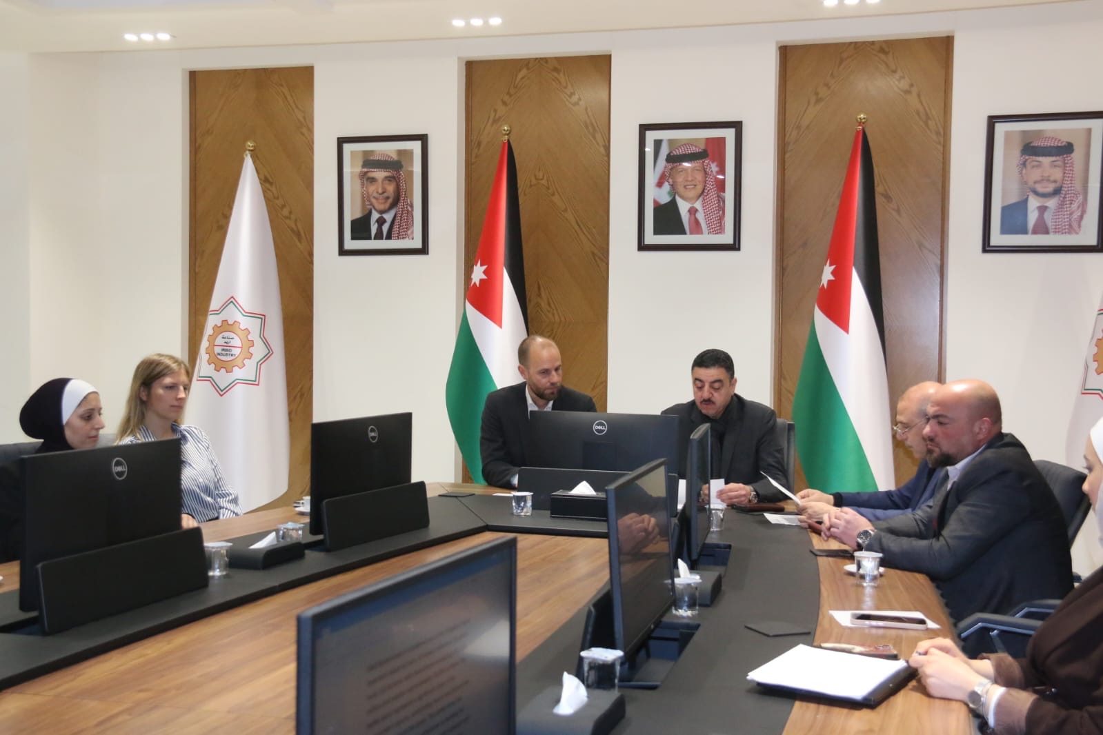 Madar Al-Saa Images 0.2574228368582392