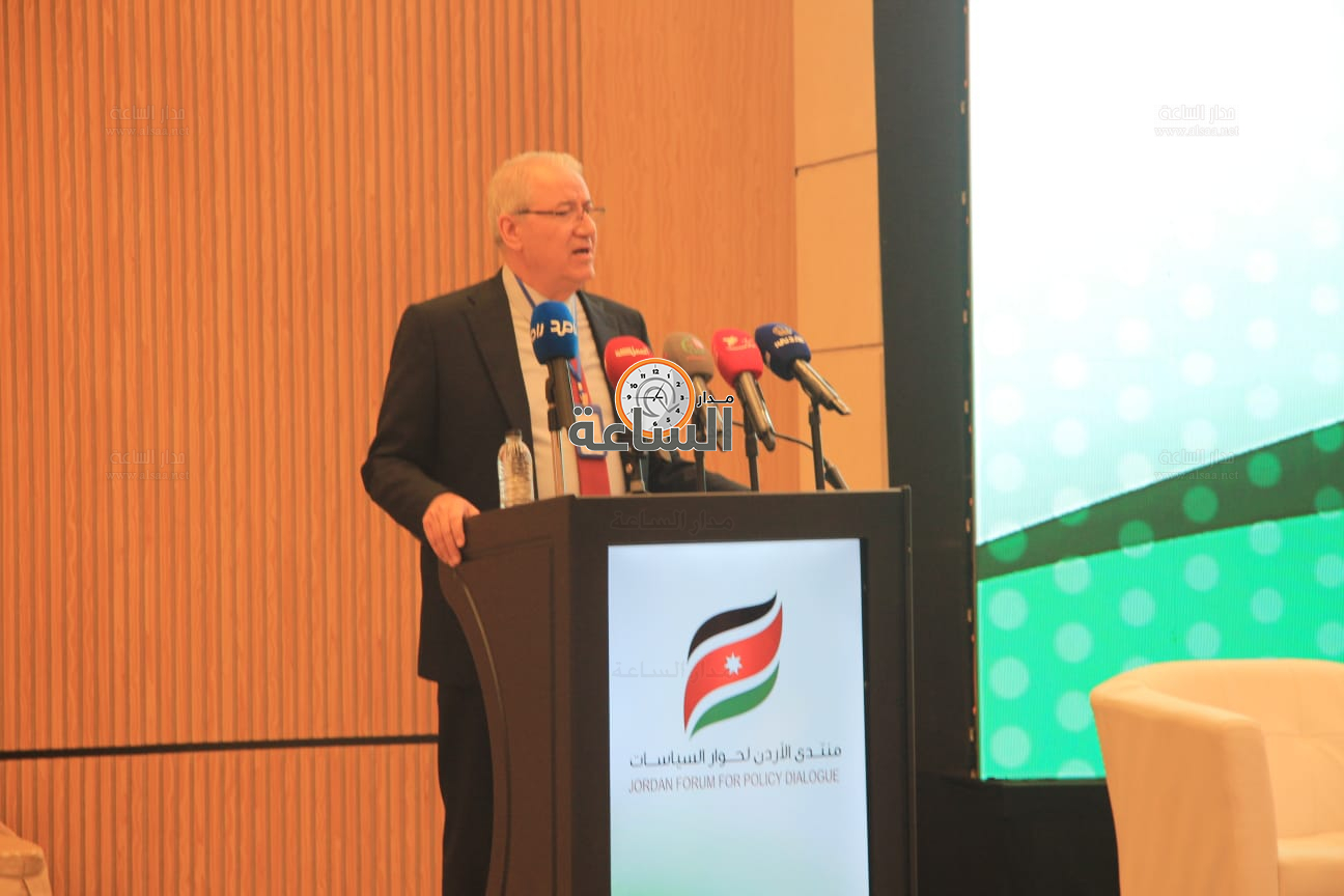 Madar Al-Saa Images 0.7206167827821034