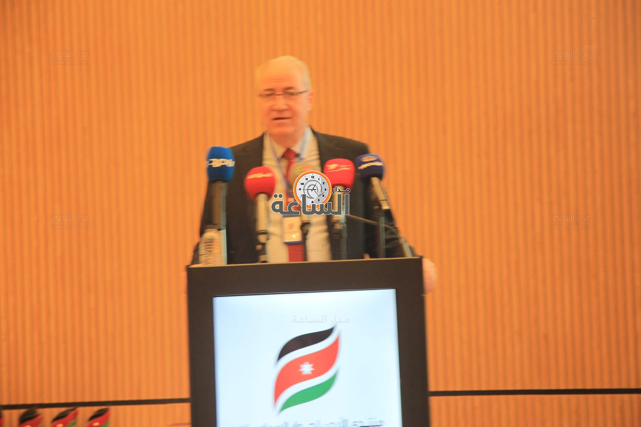 Madar Al-Saa Images 0.7337713322015723