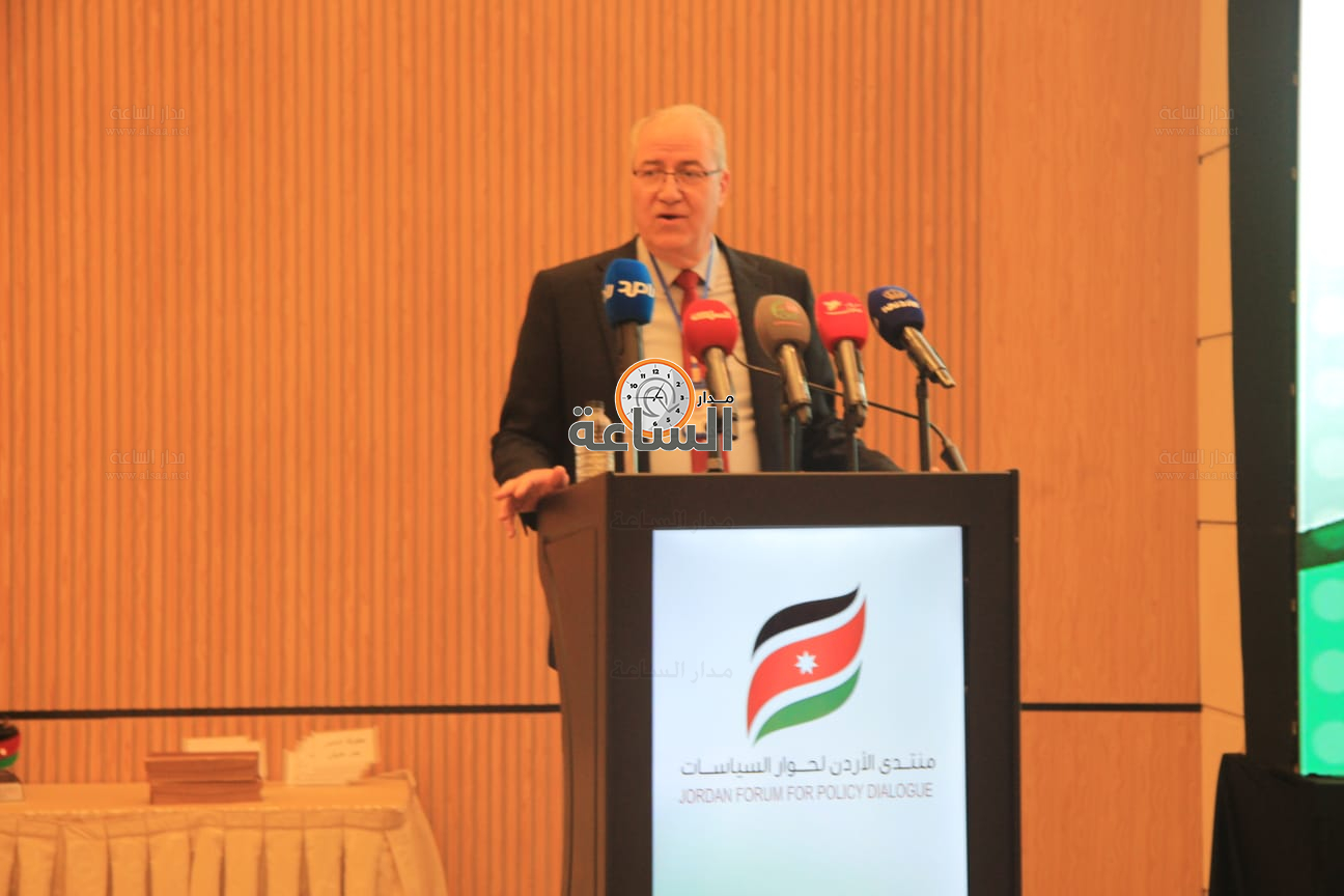 Madar Al-Saa Images 0.8001432141877426