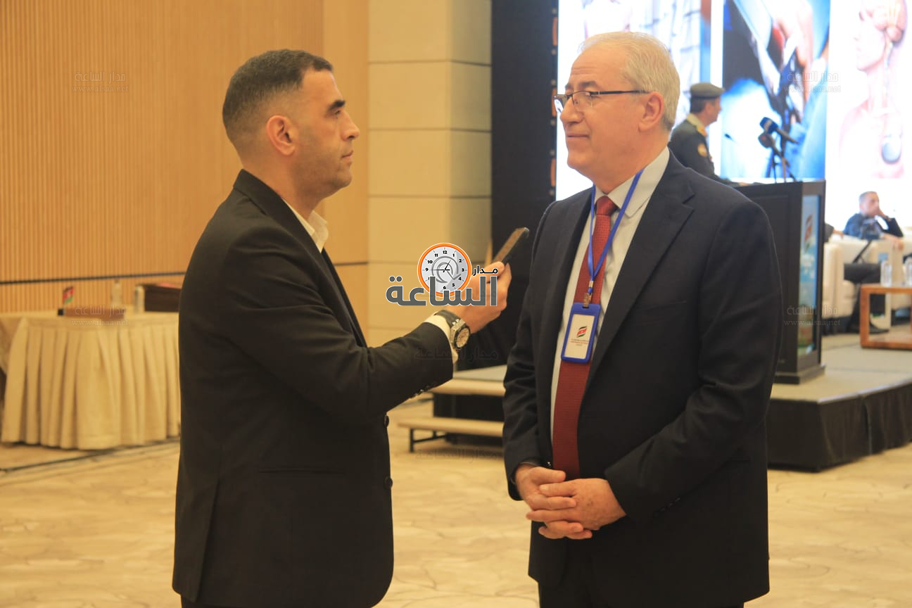 Madar Al-Saa Images 0.35861264474229226